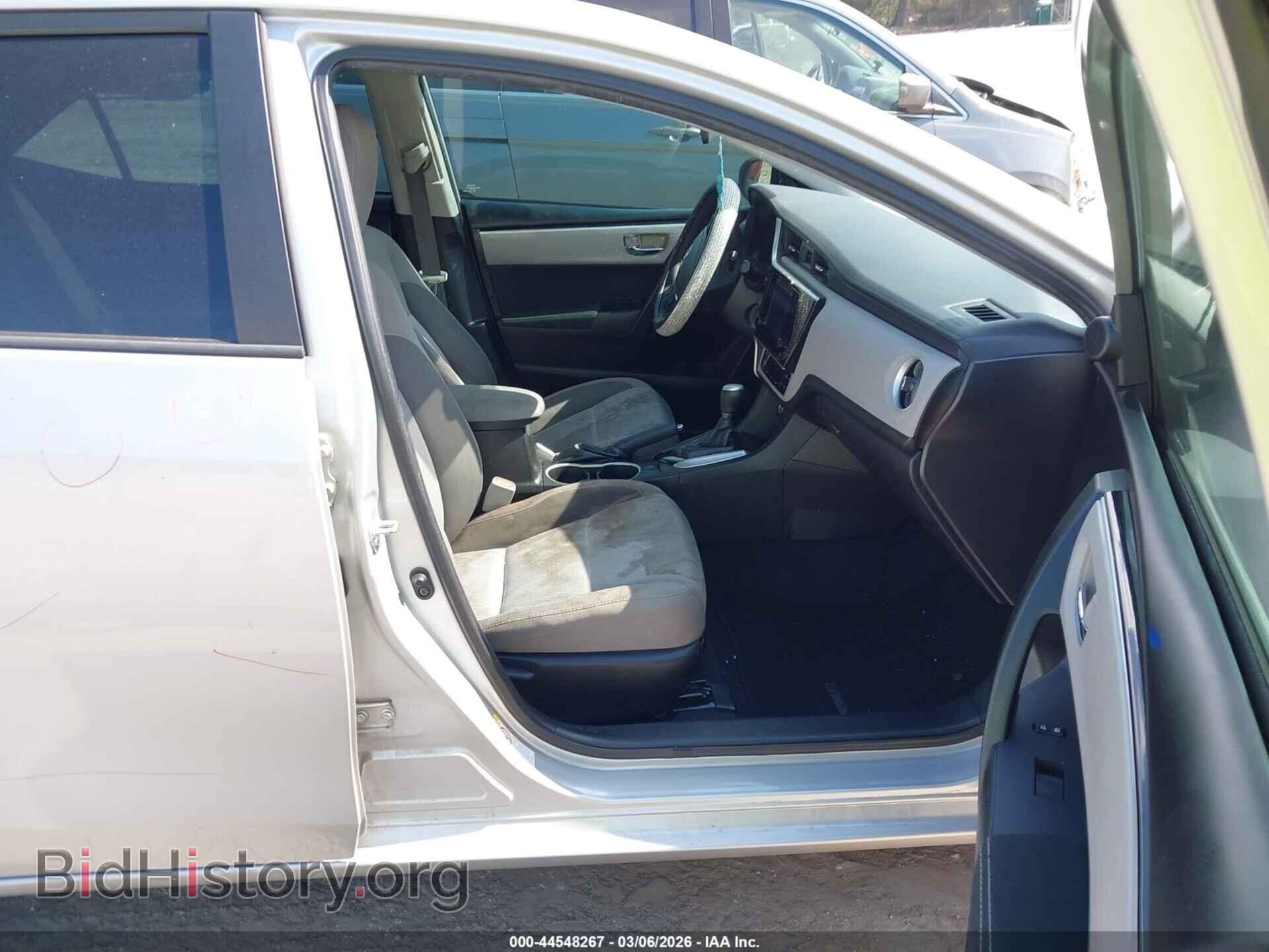2018 TOYOTA COROLLA - VIN: 5YFBURHE2JP852777 - Фото 5