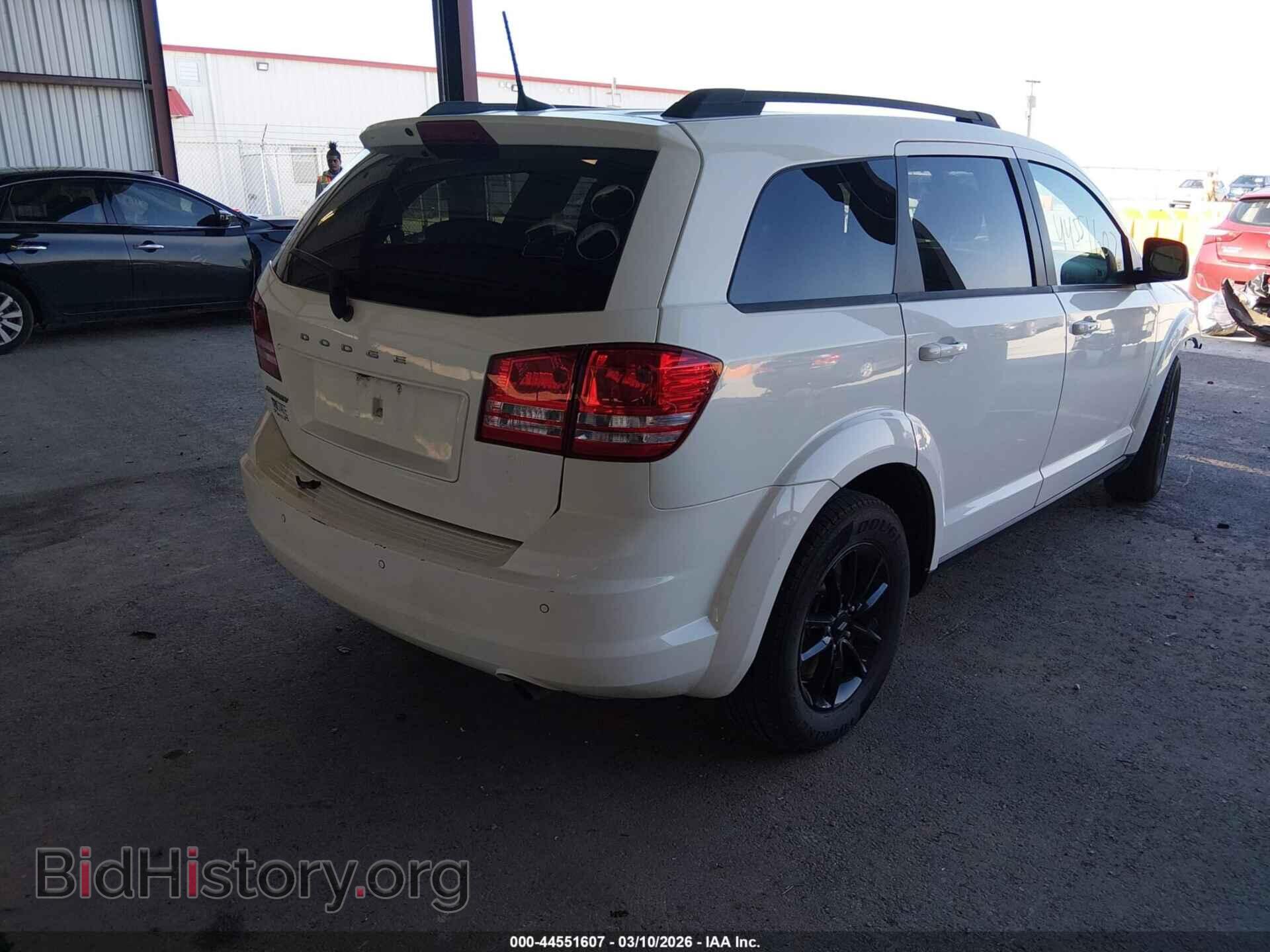 2020 DODGE JOURNEY - VIN: 3C4PDCAB5LT262155 - Фото 4