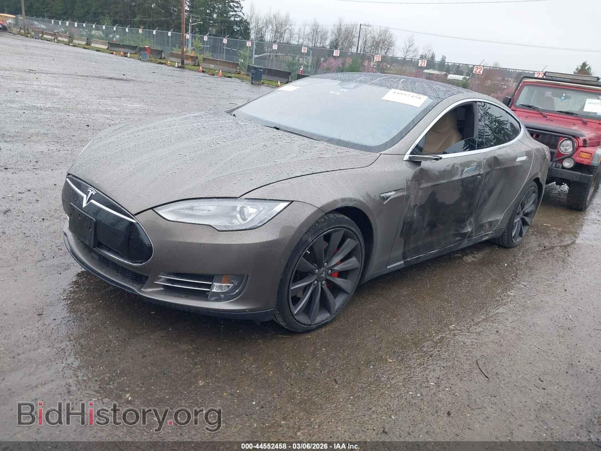 2016 TESLA MODEL S - VIN: 5YJSA1E43GF119664 - Фото 2