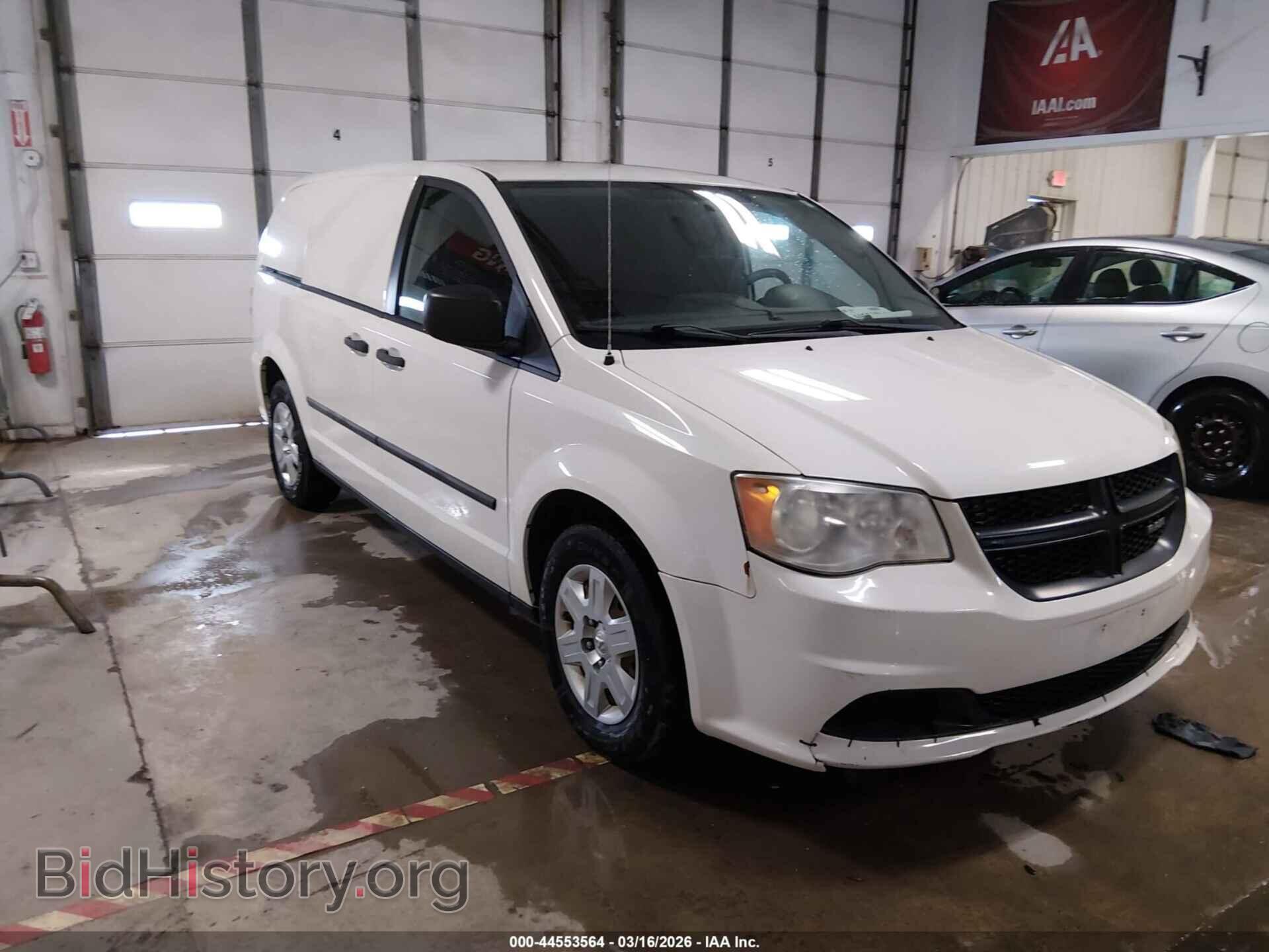 Photo 2C4JRGAG4DR672072 - RAM CARGO 2013