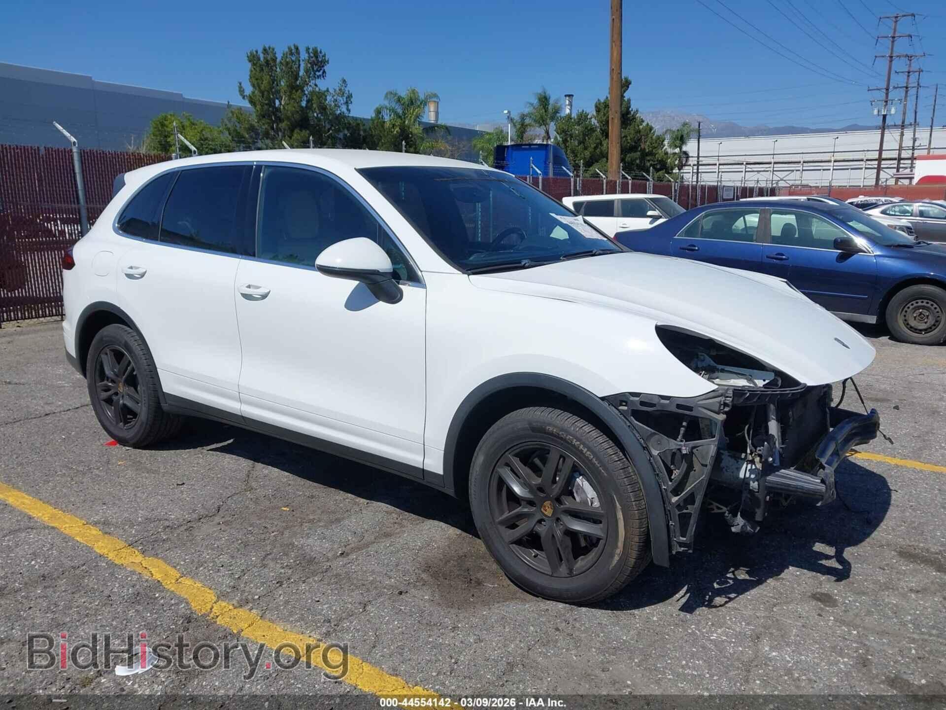 Фотография WP1AA2A25GLA09300 - PORSCHE CAYENNE 2016