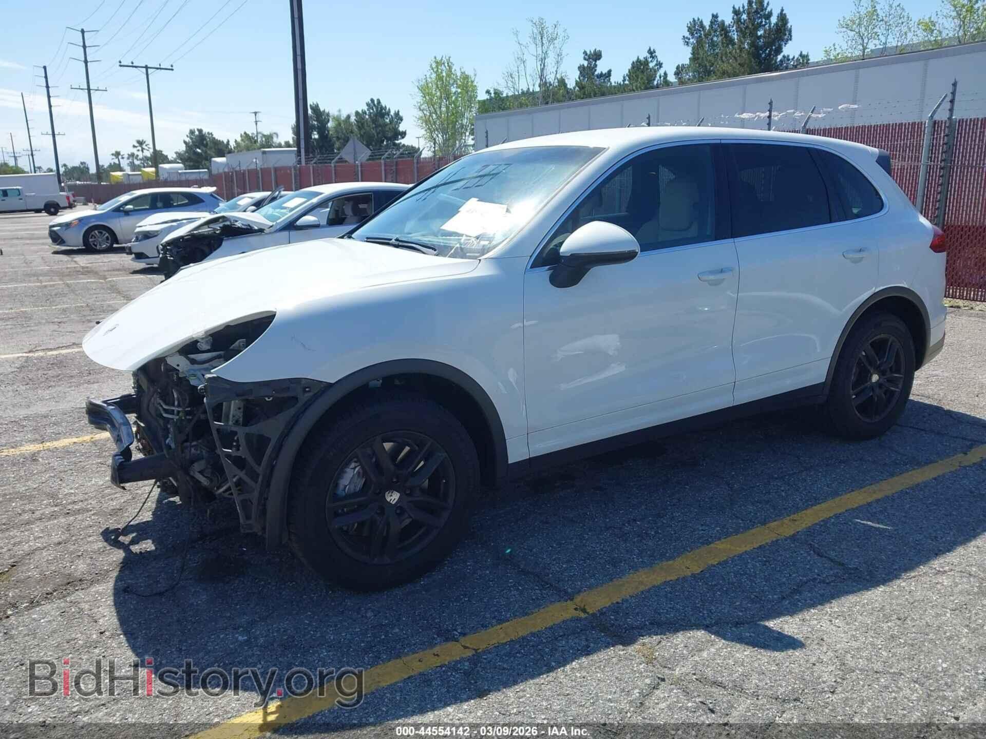 2016 PORSCHE CAYENNE - VIN: WP1AA2A25GLA09300 - Фото 2