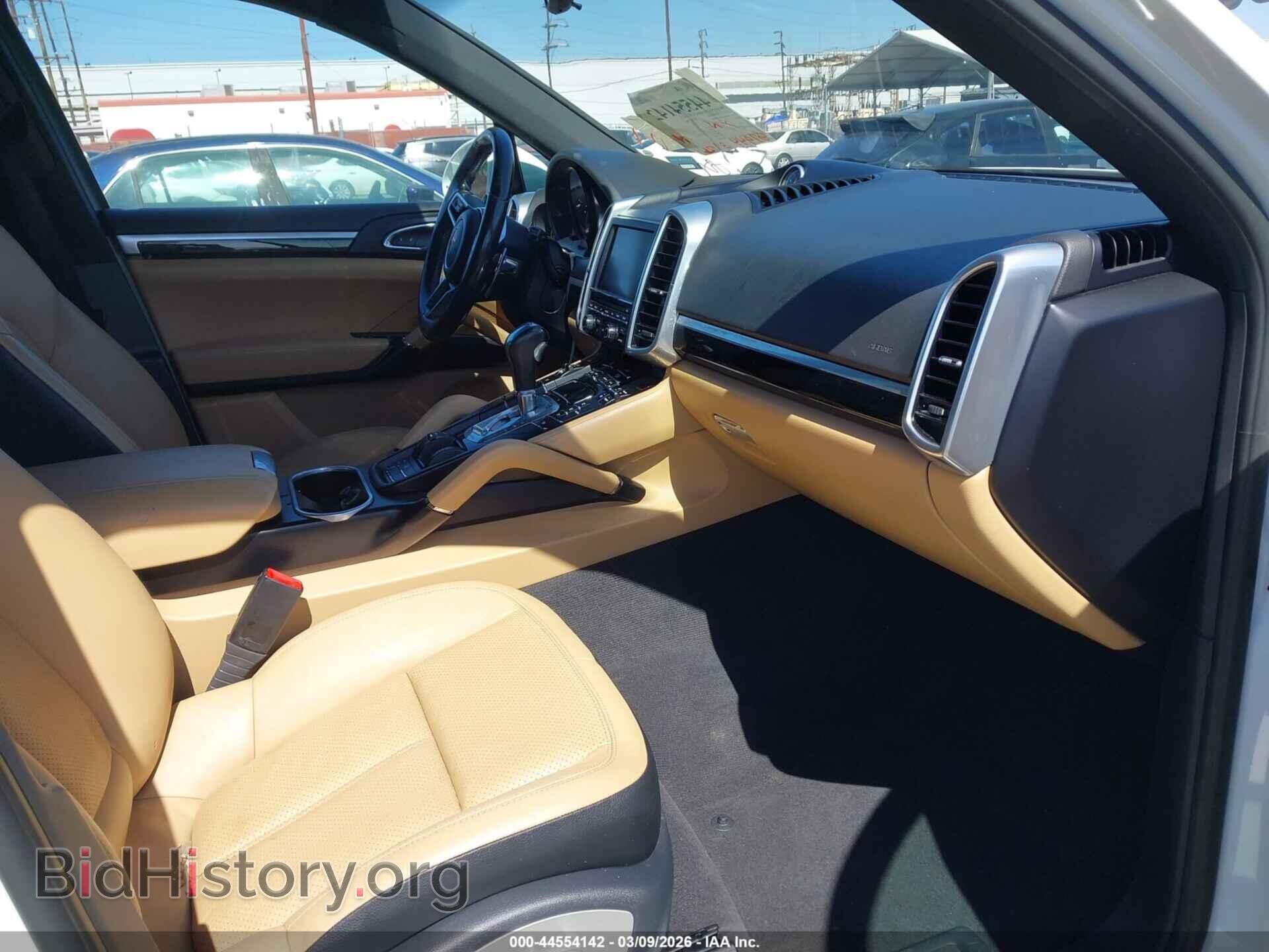 2016 PORSCHE CAYENNE - VIN: WP1AA2A25GLA09300 - Фото 5