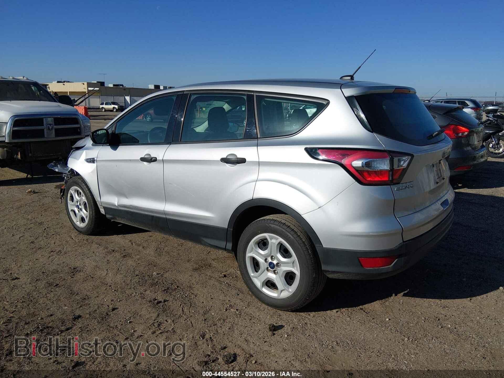 2018 FORD ESCAPE - VIN: 1FMCU0F75JUB92916 - Фото 3
