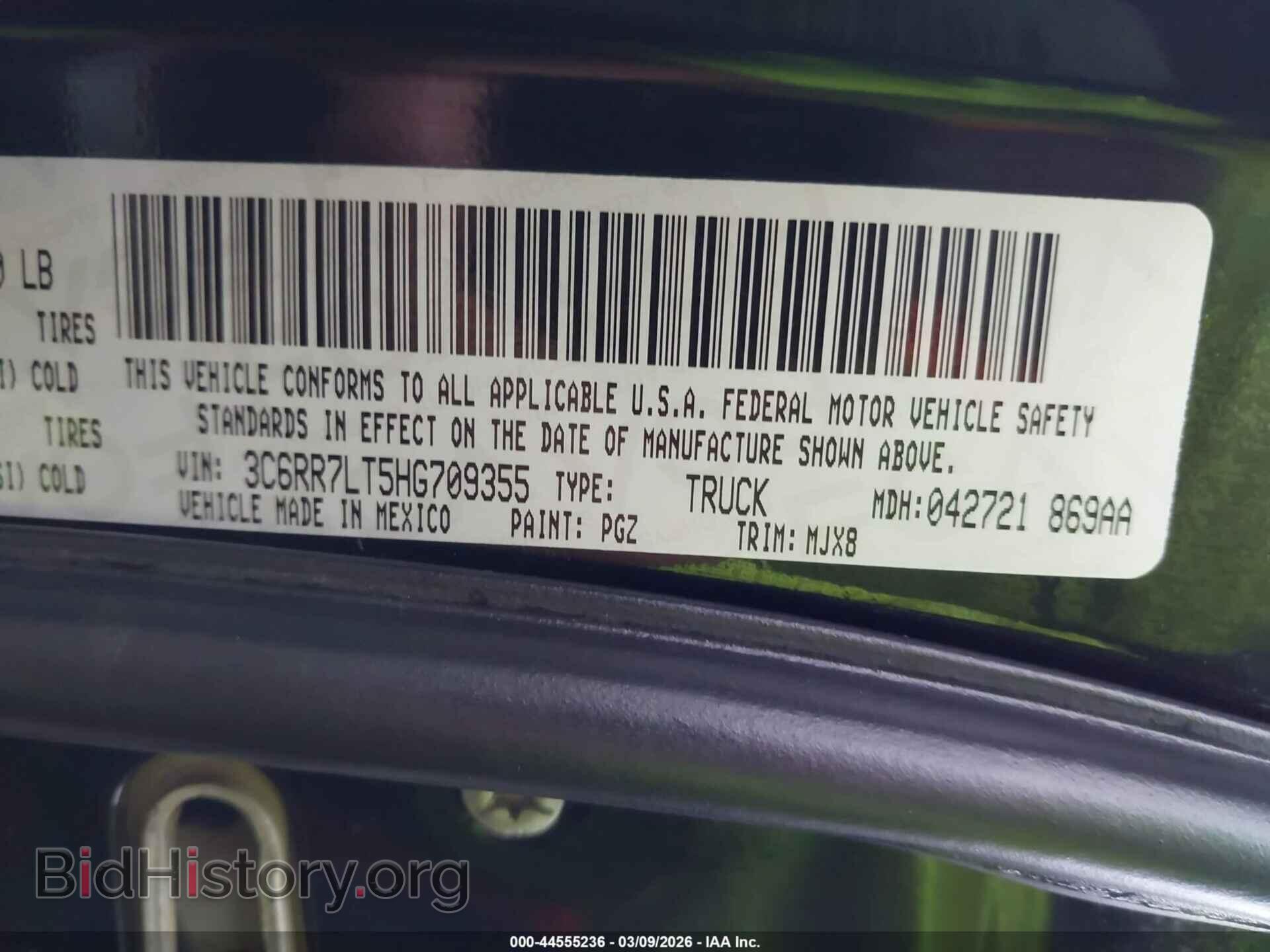 2017 RAM 1500 - VIN: 3C6RR7LT5HG709355 - Фото 9