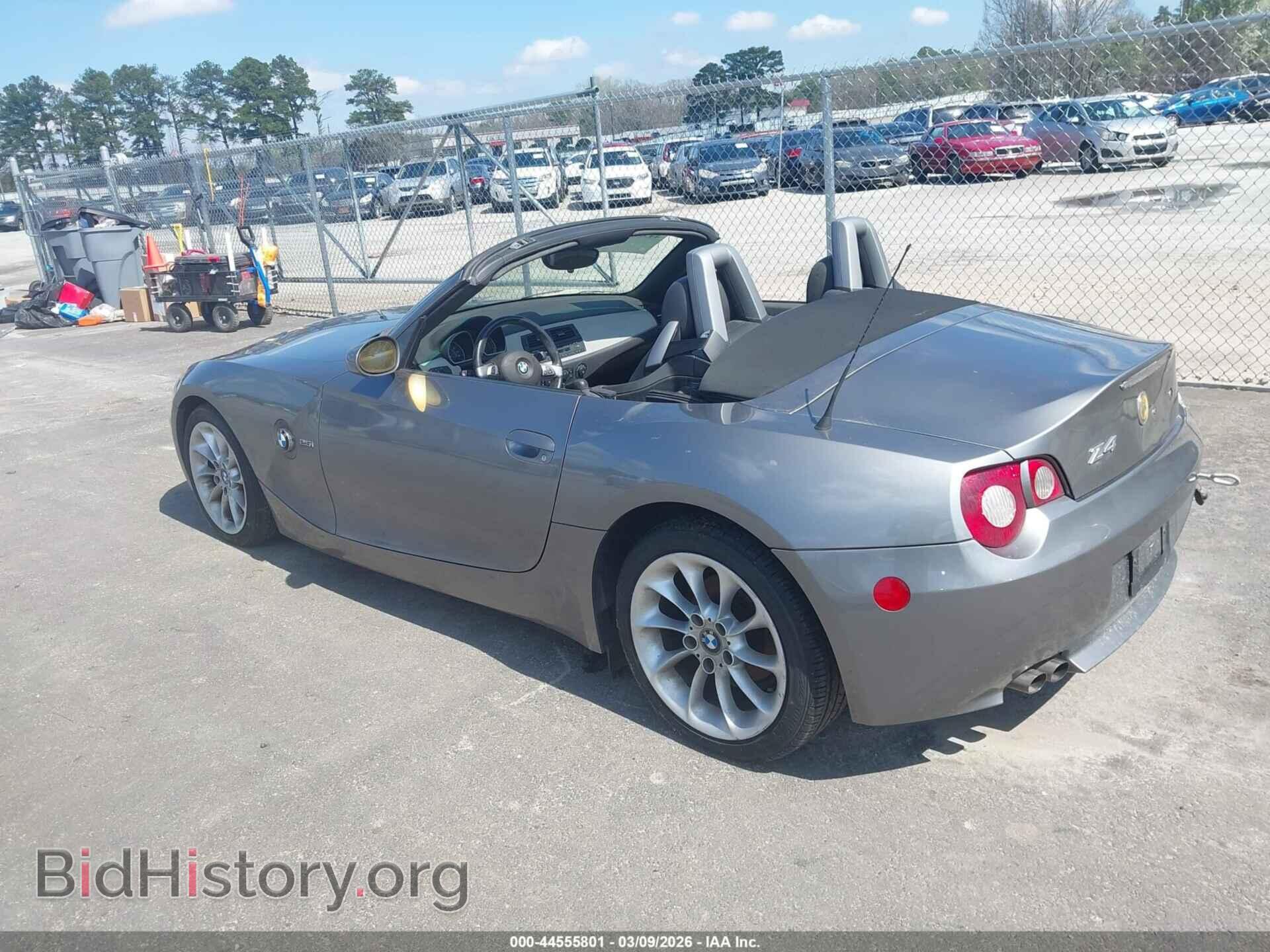 2005 BMW Z4 - VIN: 4USBT33585LS54063 - Фото 3