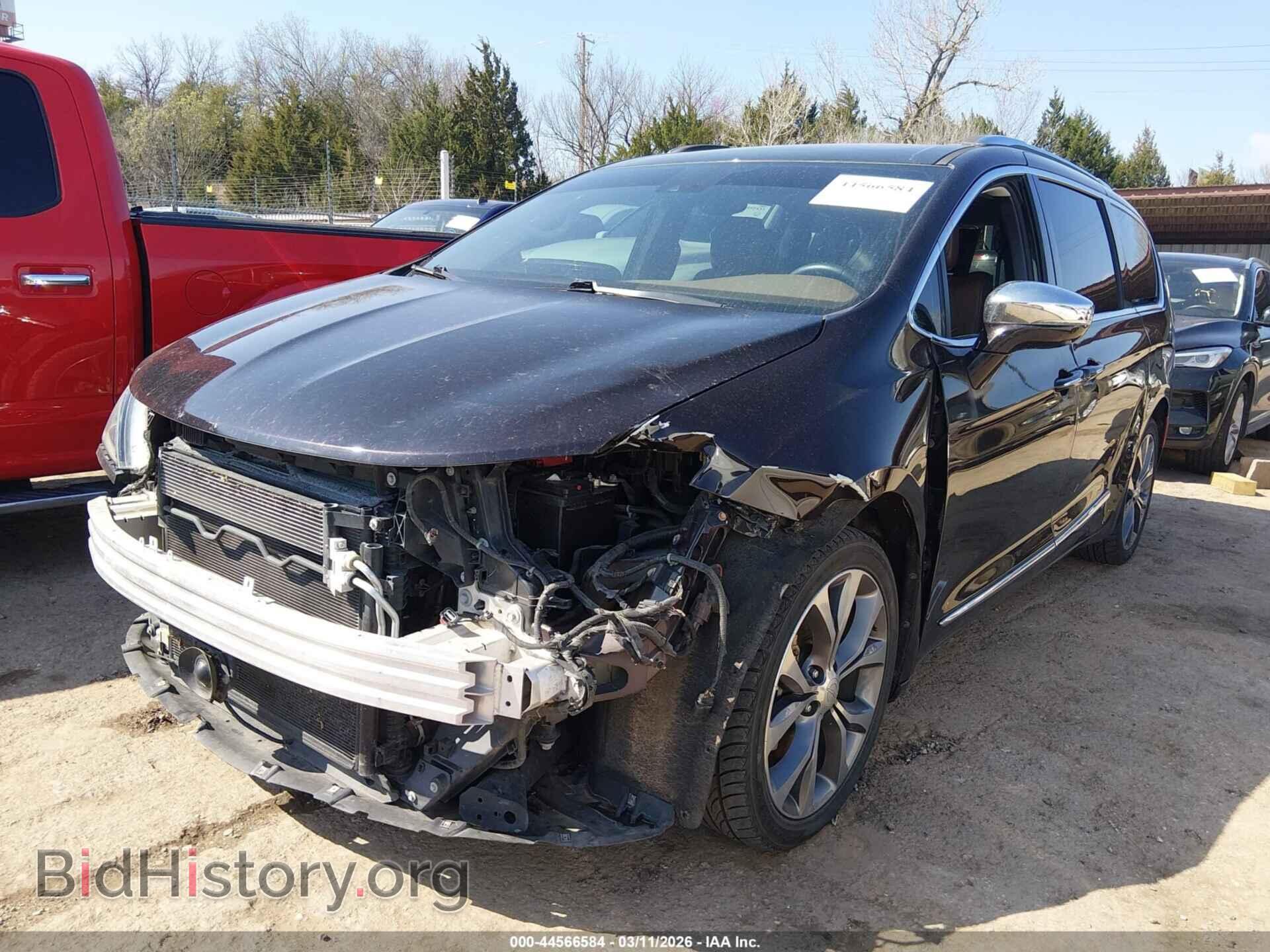 2017 CHRYSLER PACIFICA - VIN: 2C4RC1GG1HR647600 - Photo 2