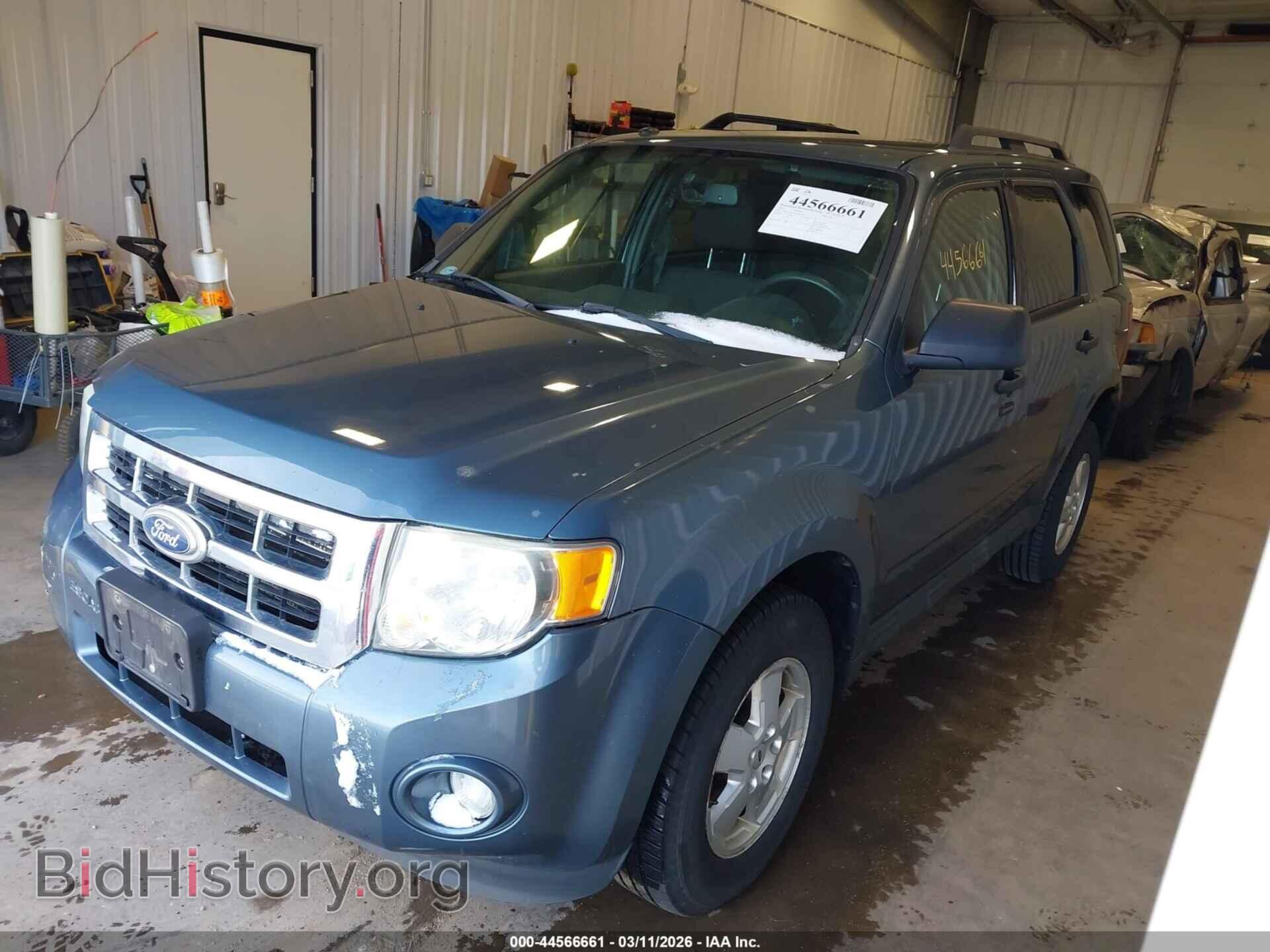 2011 FORD ESCAPE - VIN: 1FMCU9DG5BKB25138 - Фото 2