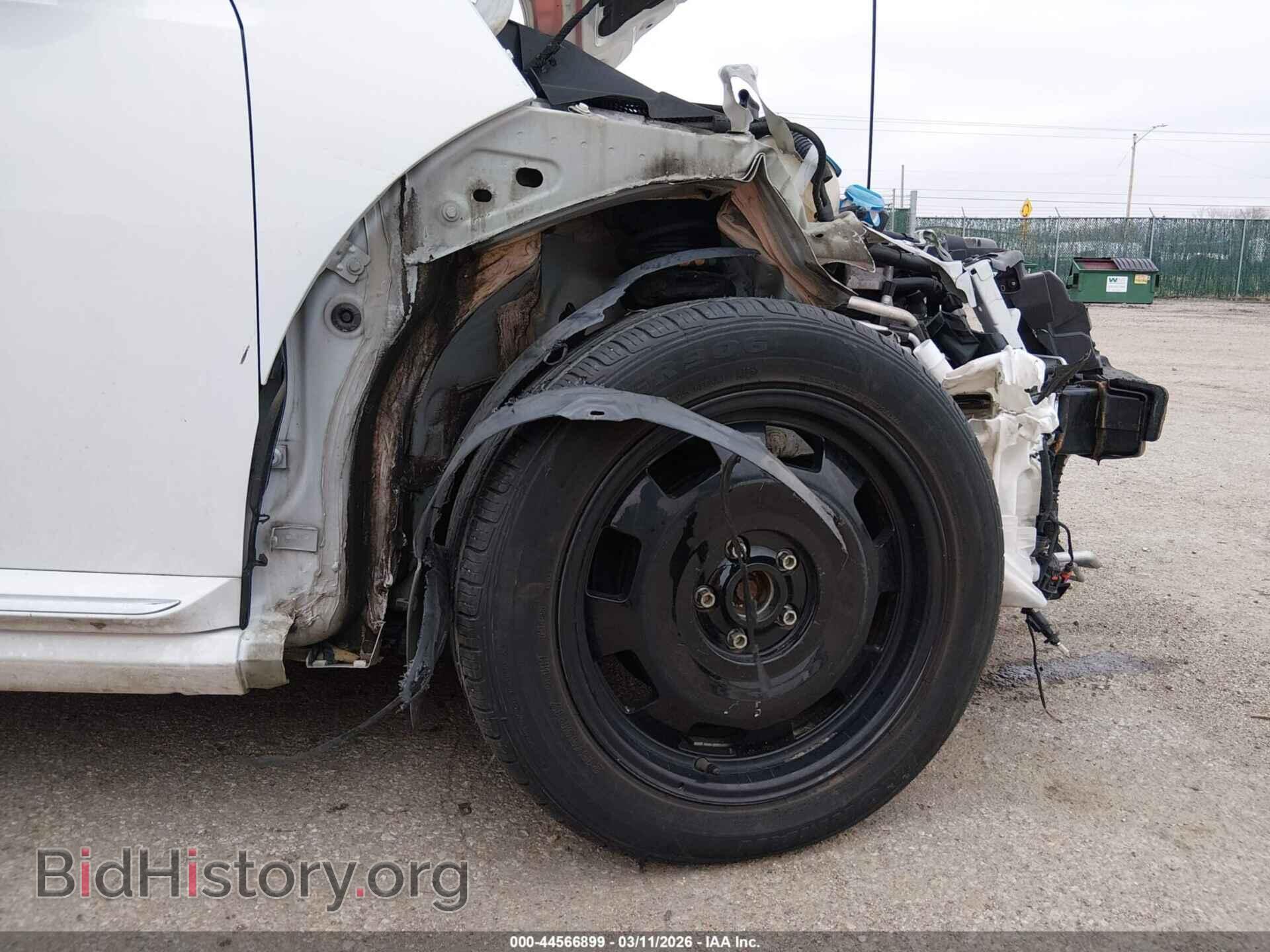 2015 VOLKSWAGEN BEETLE - VIN: 3VWJ17AT2FM603473 - Photo 6