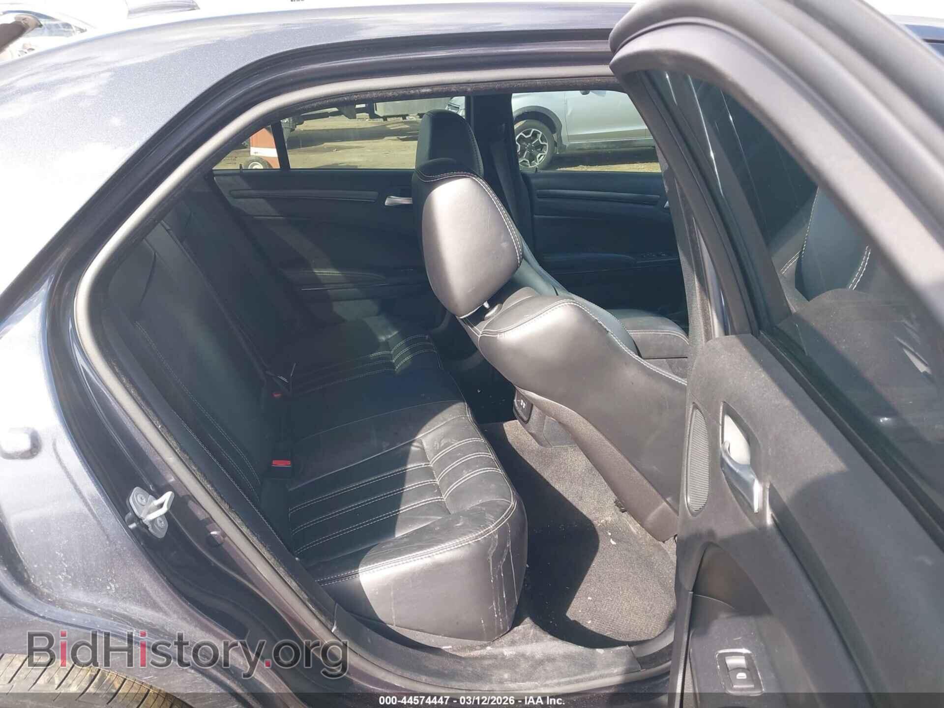 2015 CHRYSLER 300 - VIN: 2C3CCAGG1FH887419 - Photo 8