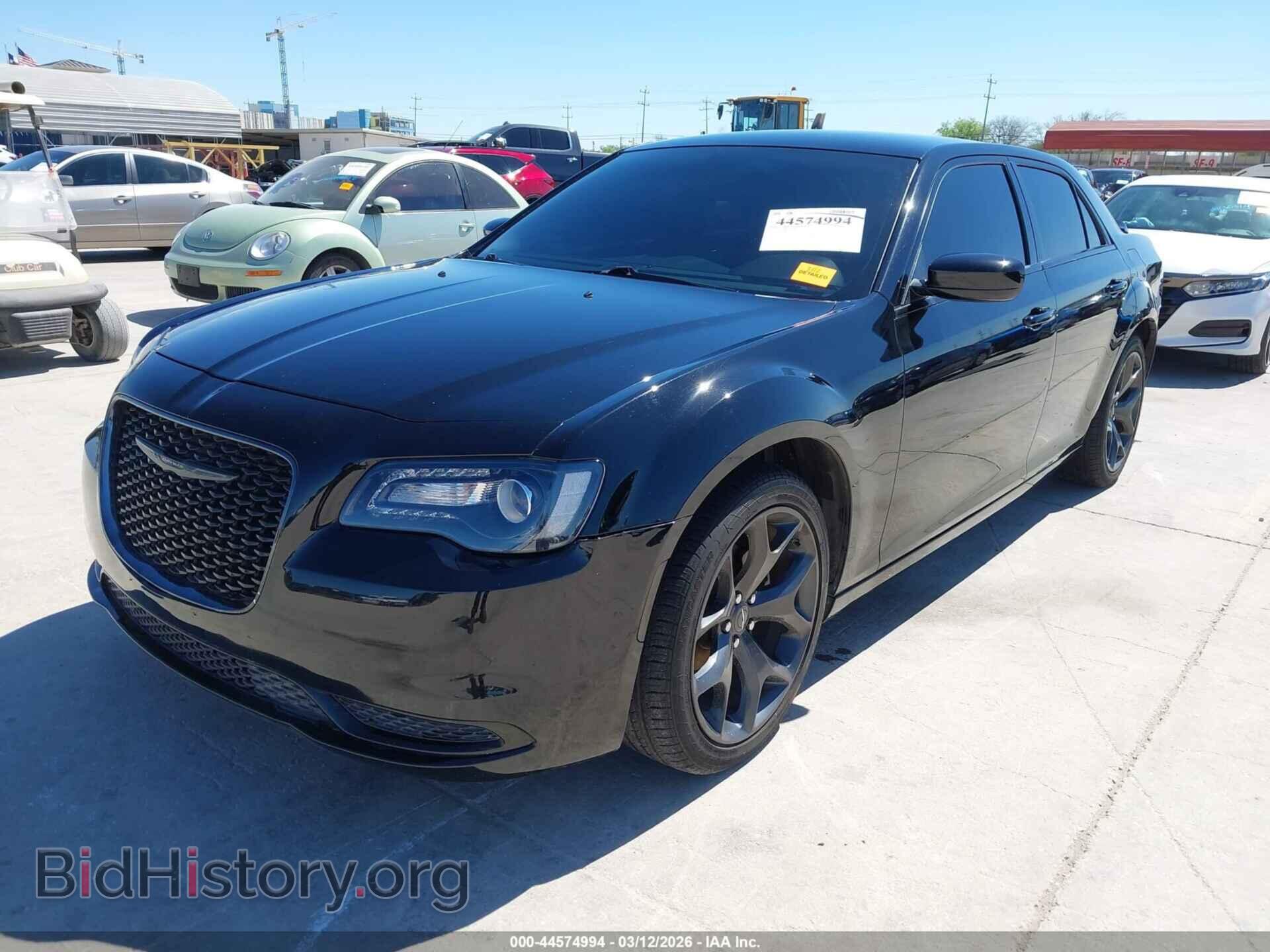2023 CHRYSLER 300 - VIN: 2C3CCAAG8PH552393 - Фото 2
