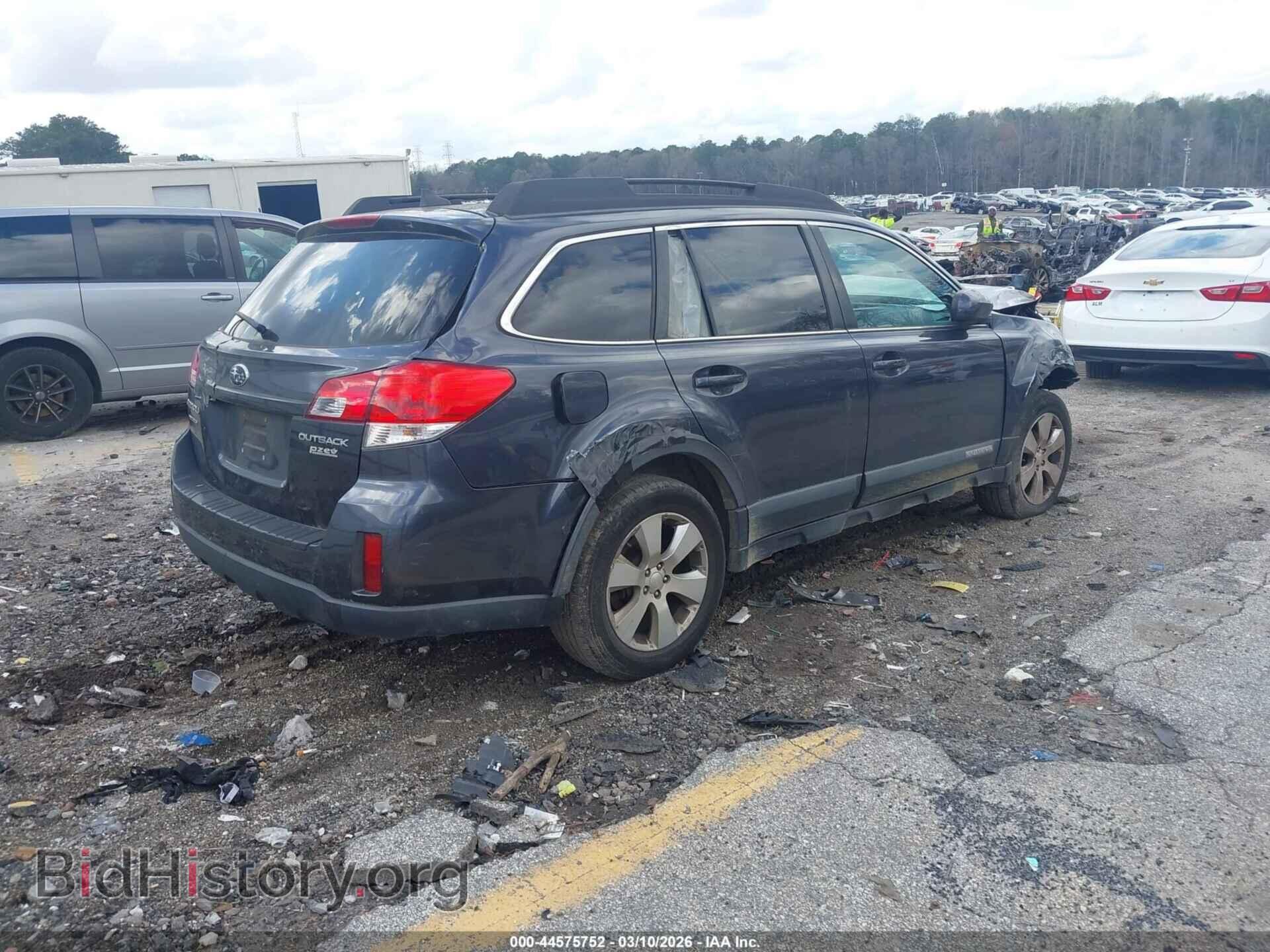 2011 SUBARU OUTBACK - VIN: 4S4BRBKC1B3315940 - Photo 4