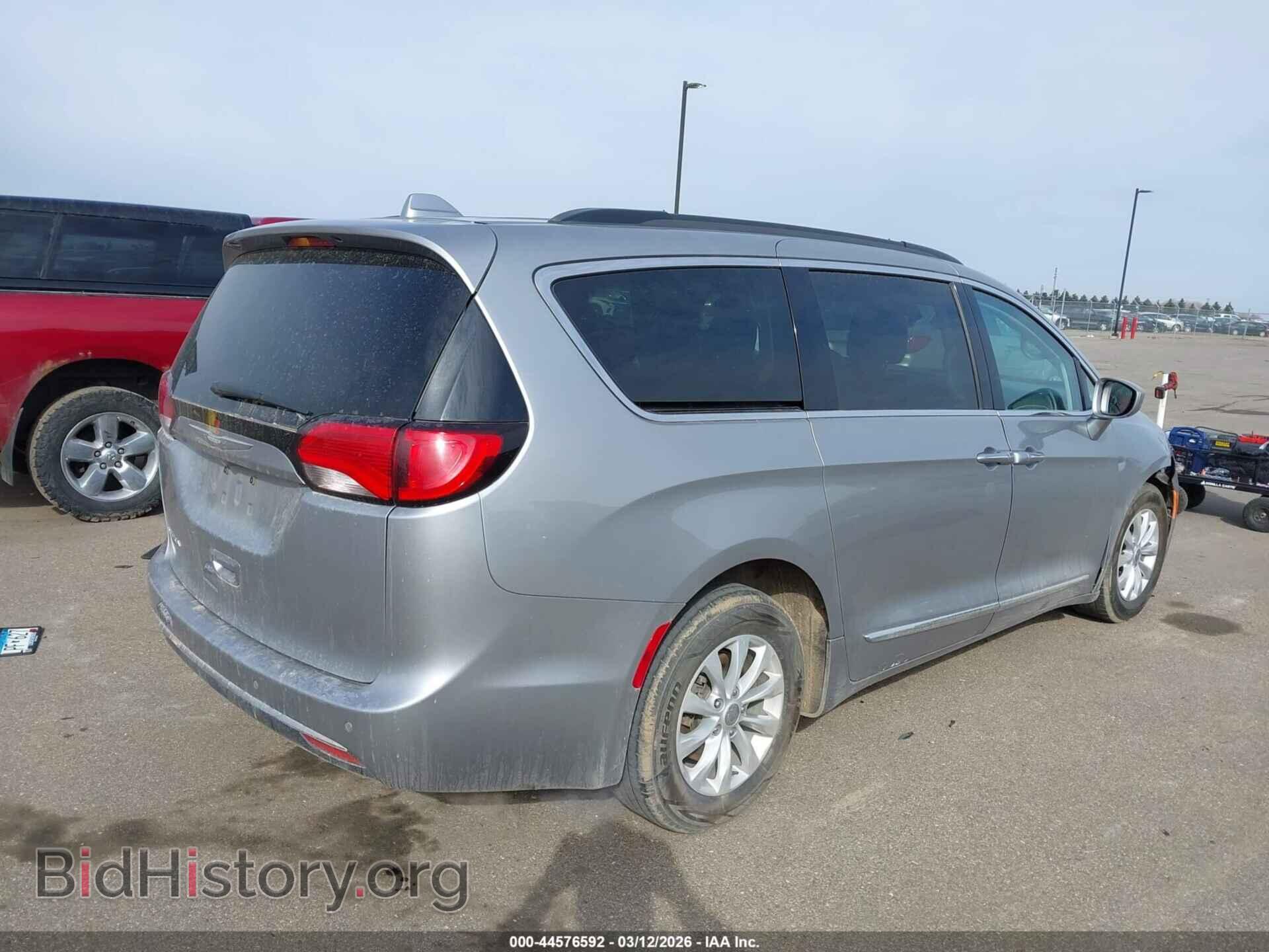 2017 CHRYSLER PACIFICA - VIN: 2C4RC1BG7HR554846 - Фото 4
