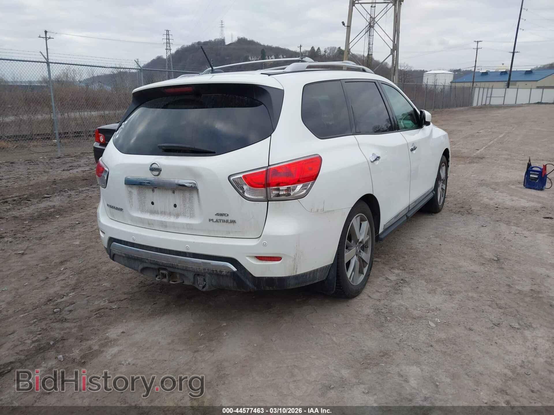 2014 NISSAN PATHFINDER - VIN: 5N1AR2MM2EC628243 - Фото 4