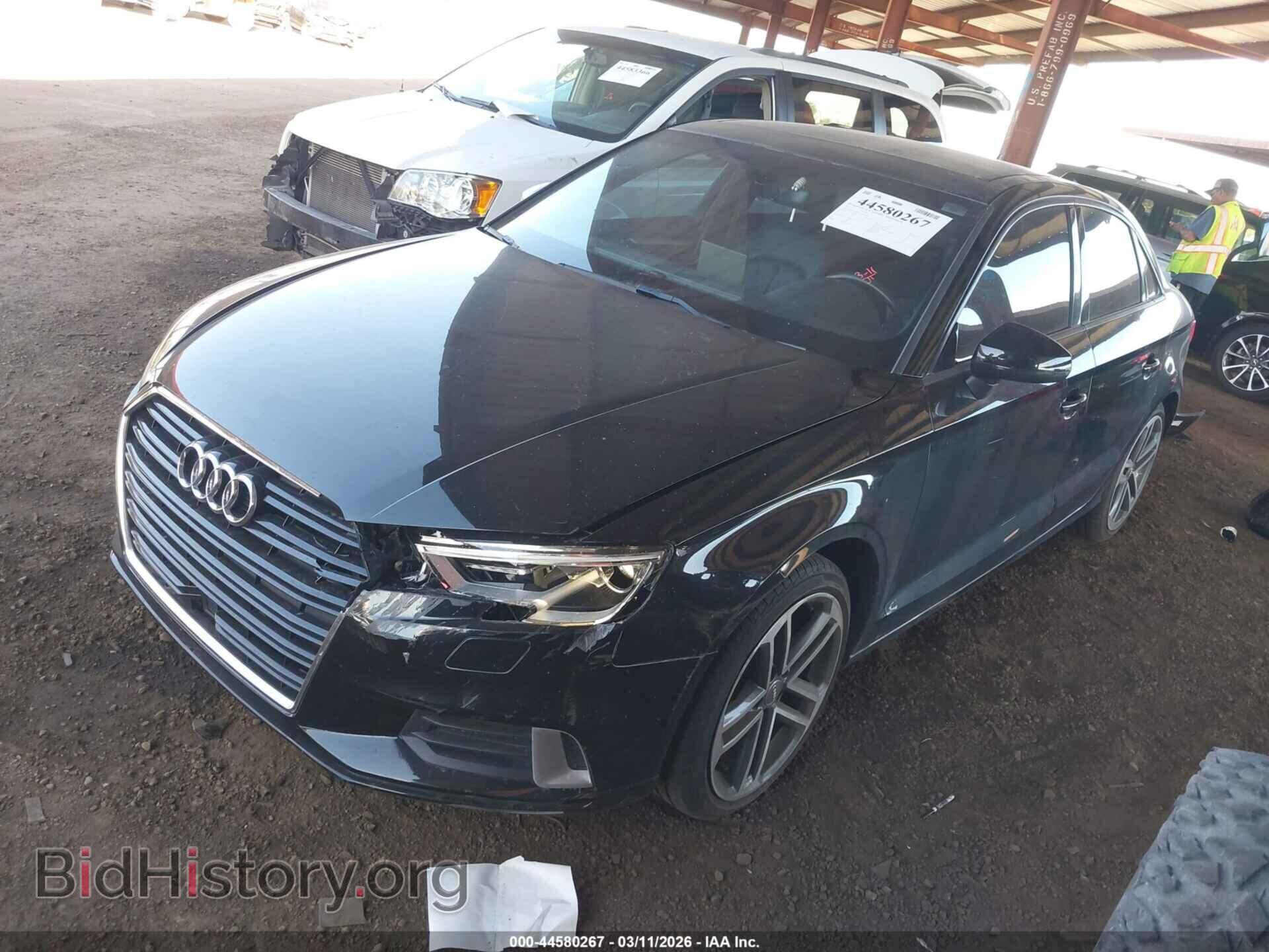2017 AUDI A3 - VIN: WAUAUGFF2H1035932 - Фото 2