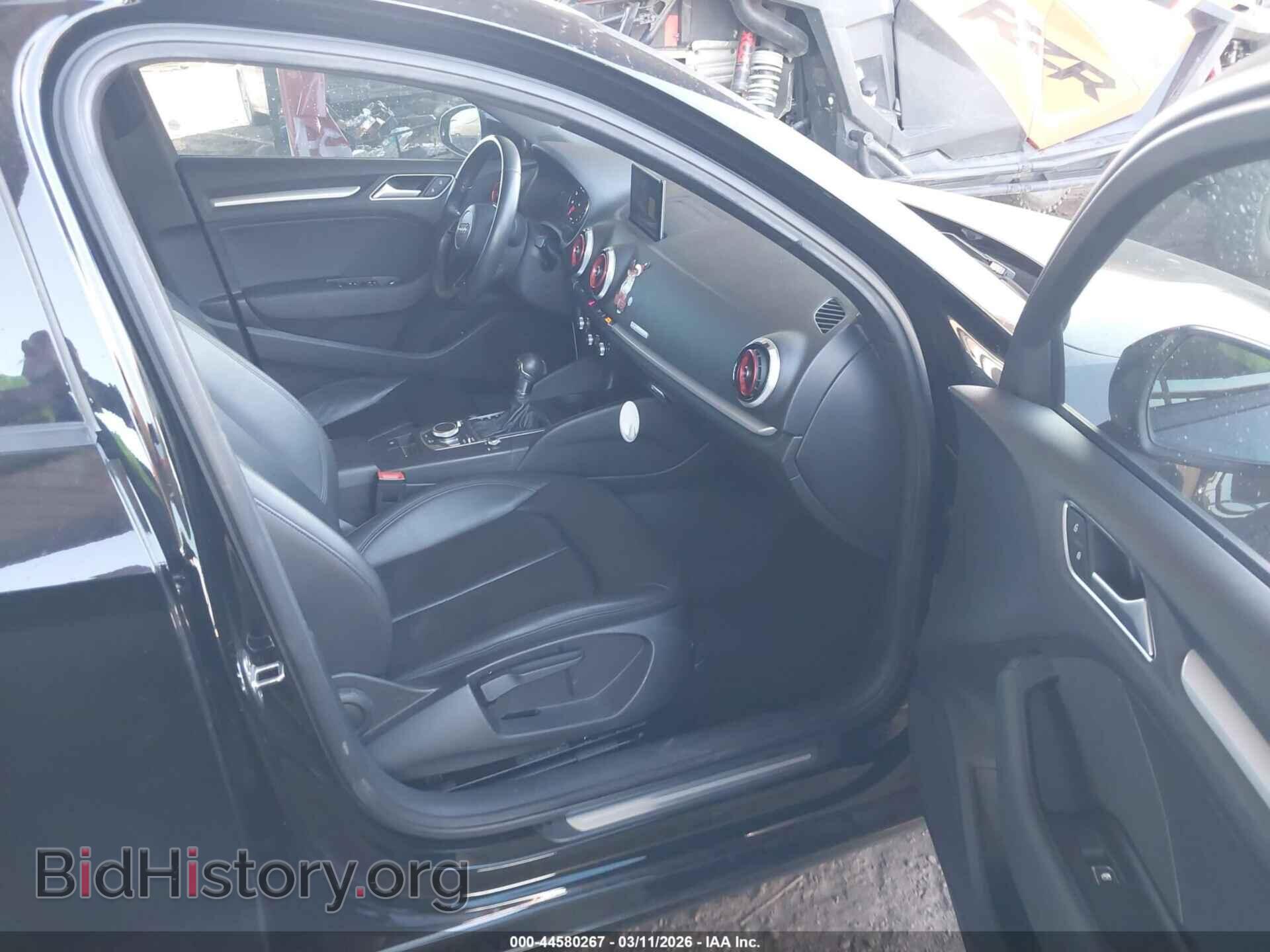 2017 AUDI A3 - VIN: WAUAUGFF2H1035932 - Фото 5