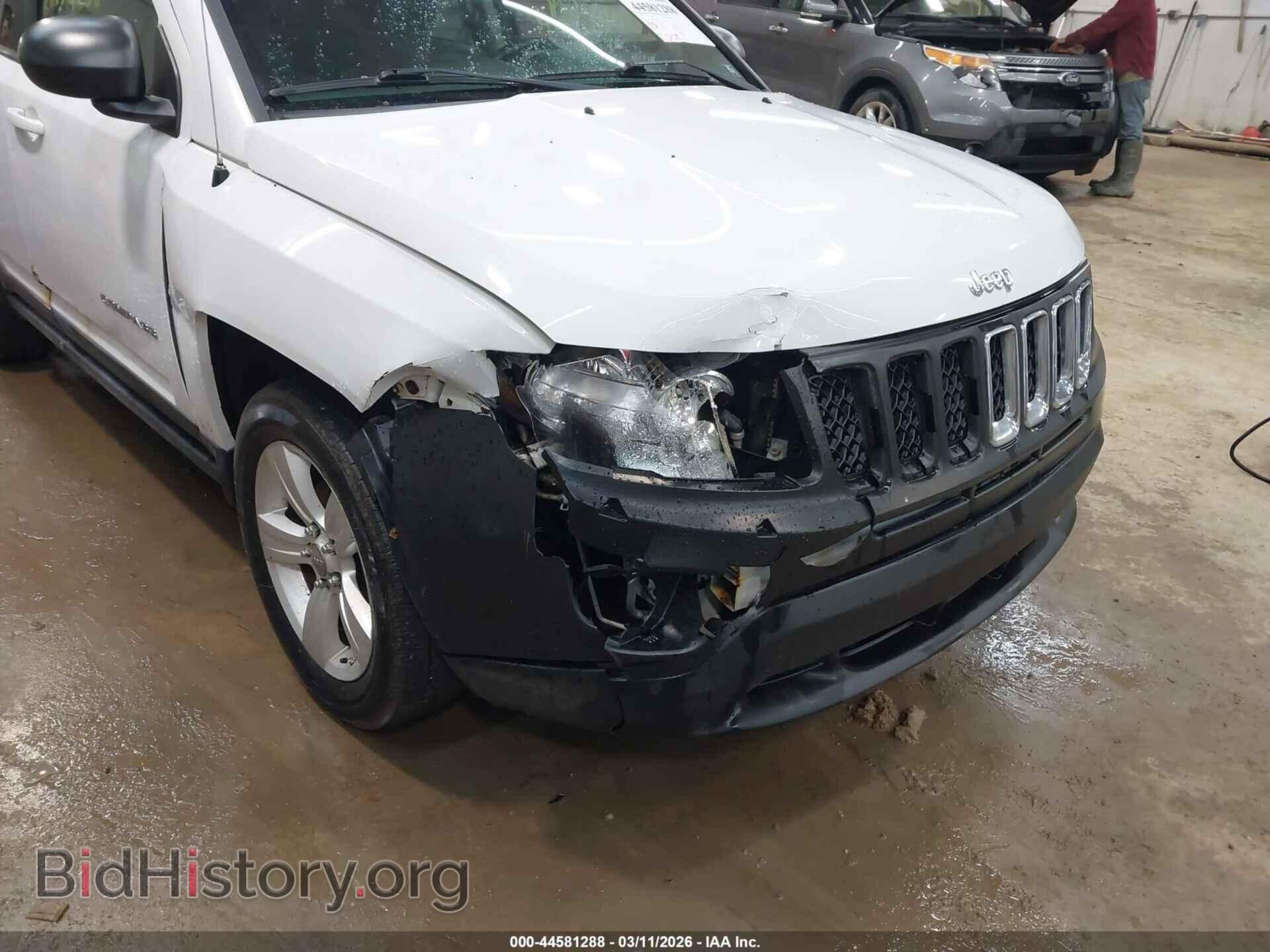 2011 JEEP COMPASS - VIN: 1J4NF1FB2BD188660 - Photo 6