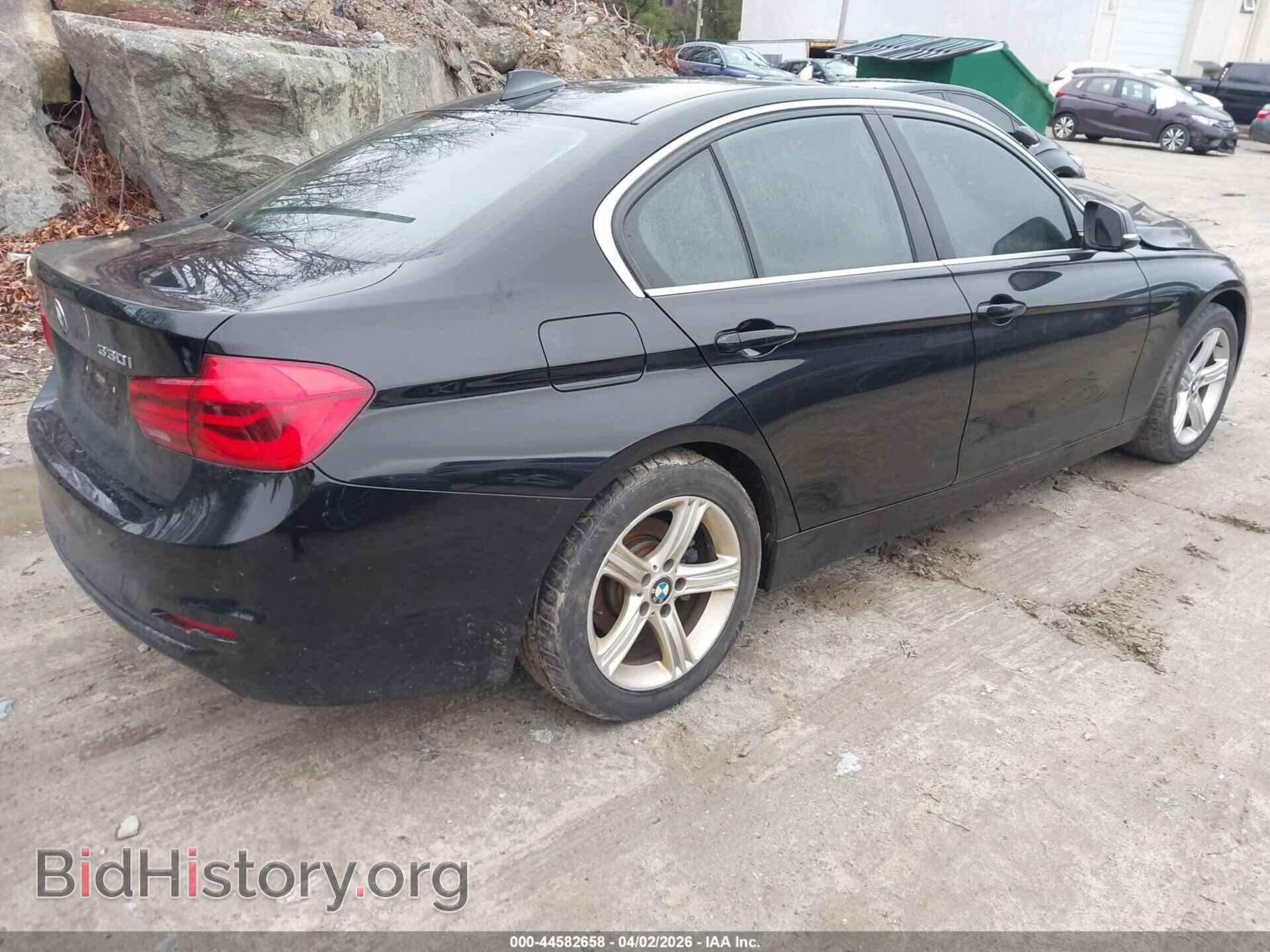 2018 BMW 330I - VIN: WBA8B9C53JEE81844 - Фото 4