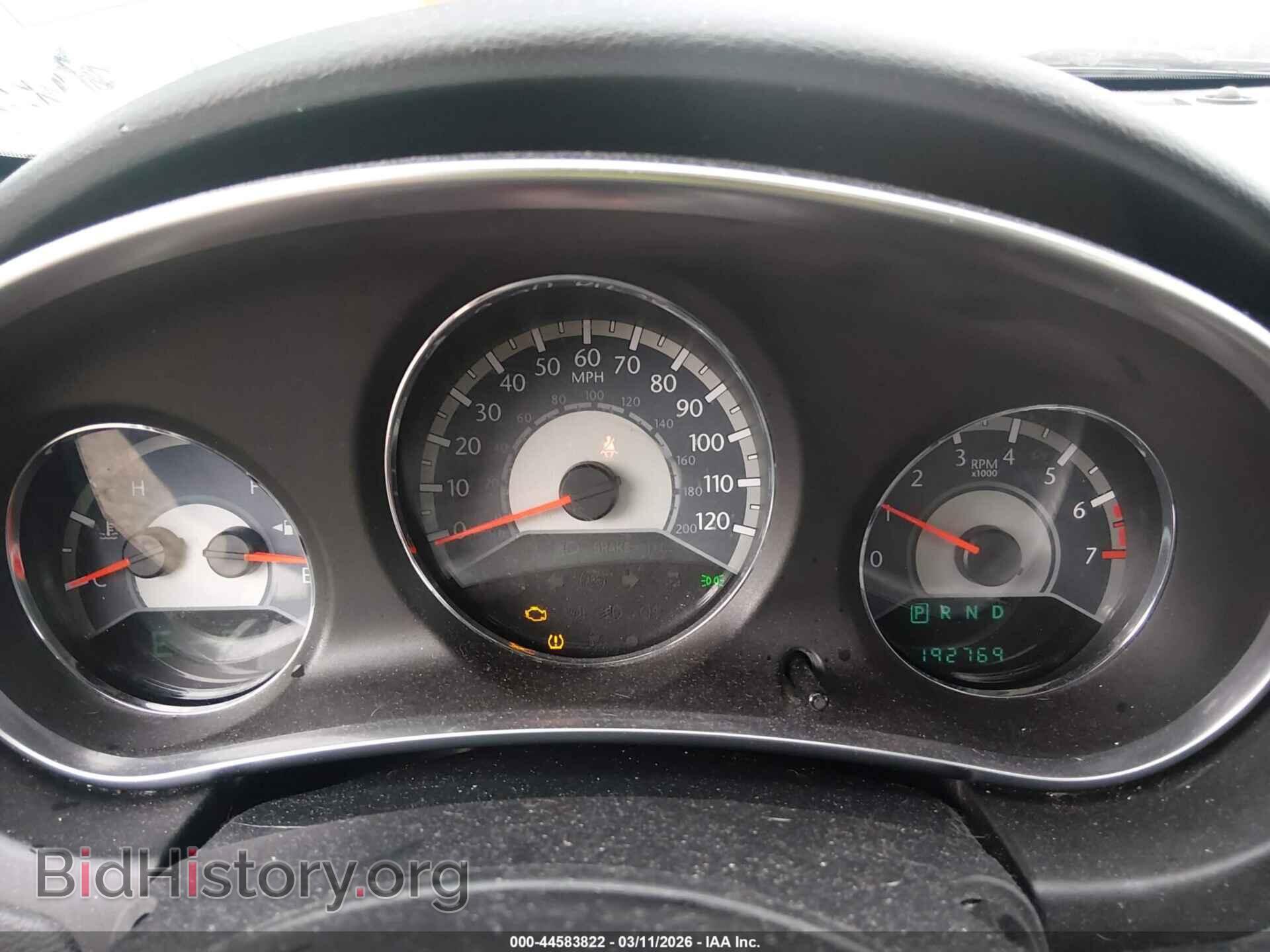 2011 CHRYSLER 200 - VIN: 1C3BC2FB5BN500718 - Фото 7