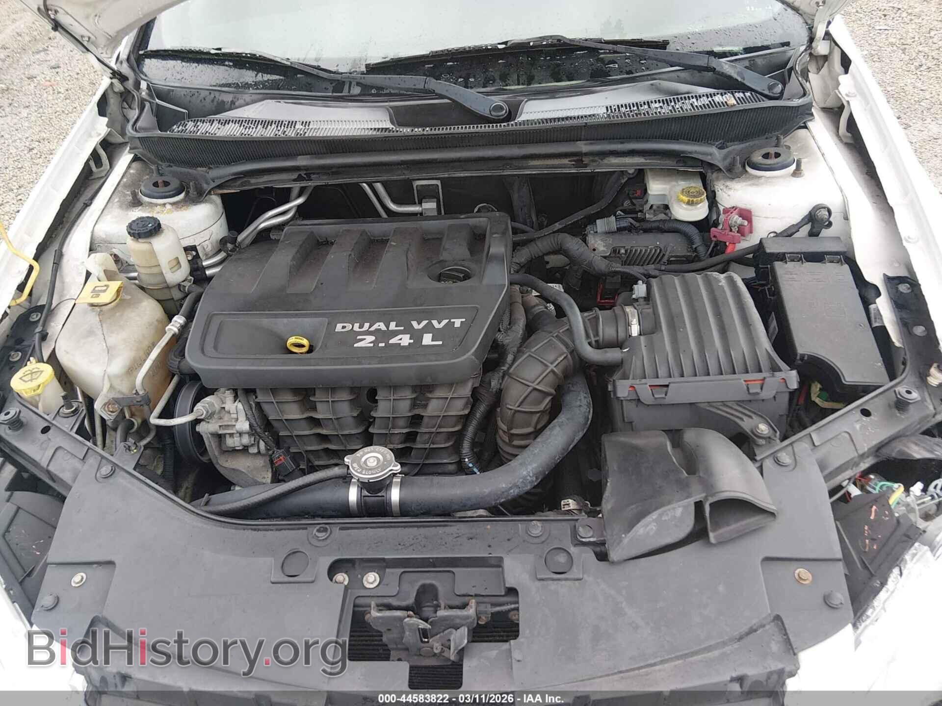 2011 CHRYSLER 200 - VIN: 1C3BC2FB5BN500718 - Фото 10