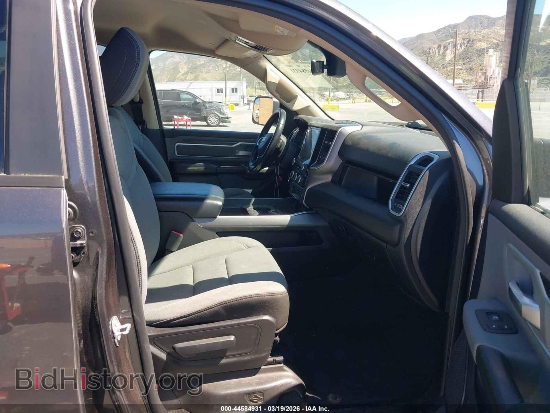 2020 RAM 1500 - VIN: 1C6SRFFM6LN383047 - Фото 5