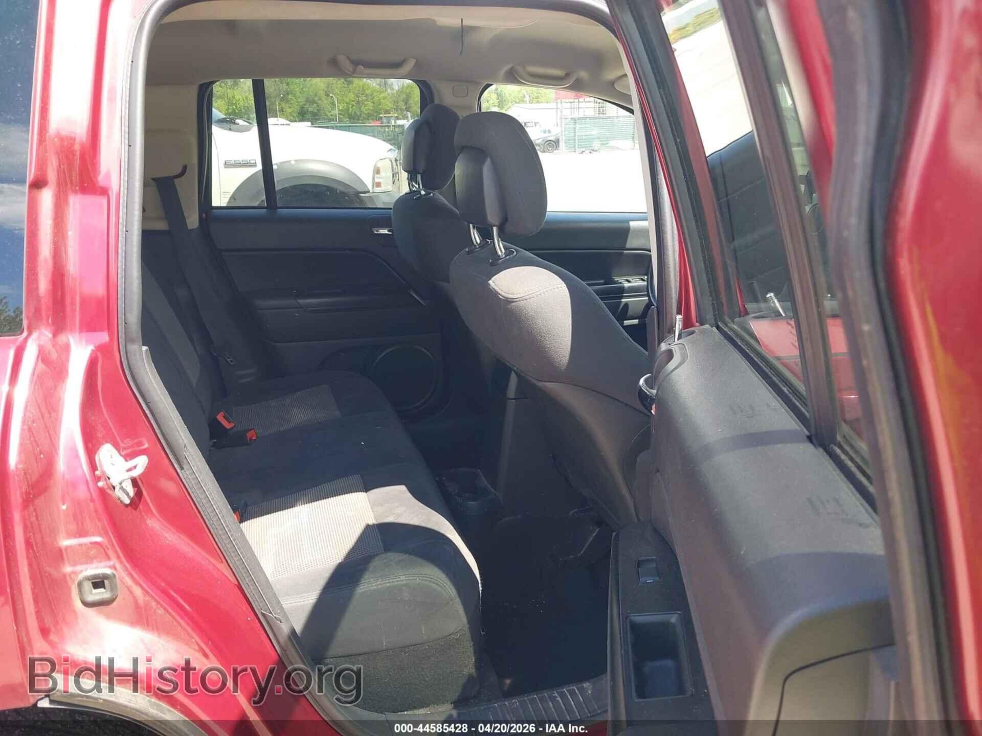 2011 JEEP COMPASS - VIN: 1J4NF1FBXBD197123 - Фото 8