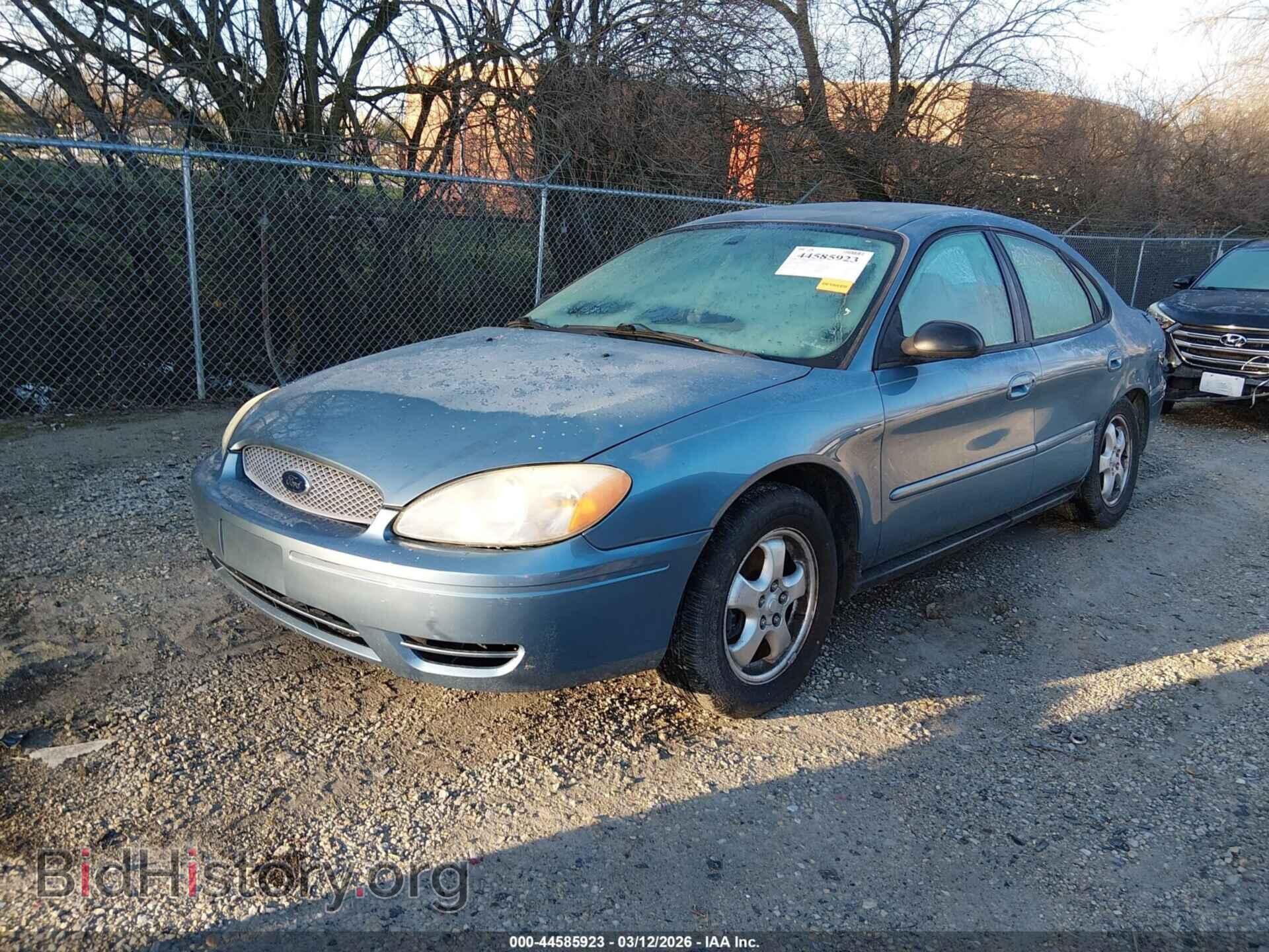 2005 FORD TAURUS - VIN: 1FAFP53285A272402 - Фото 2