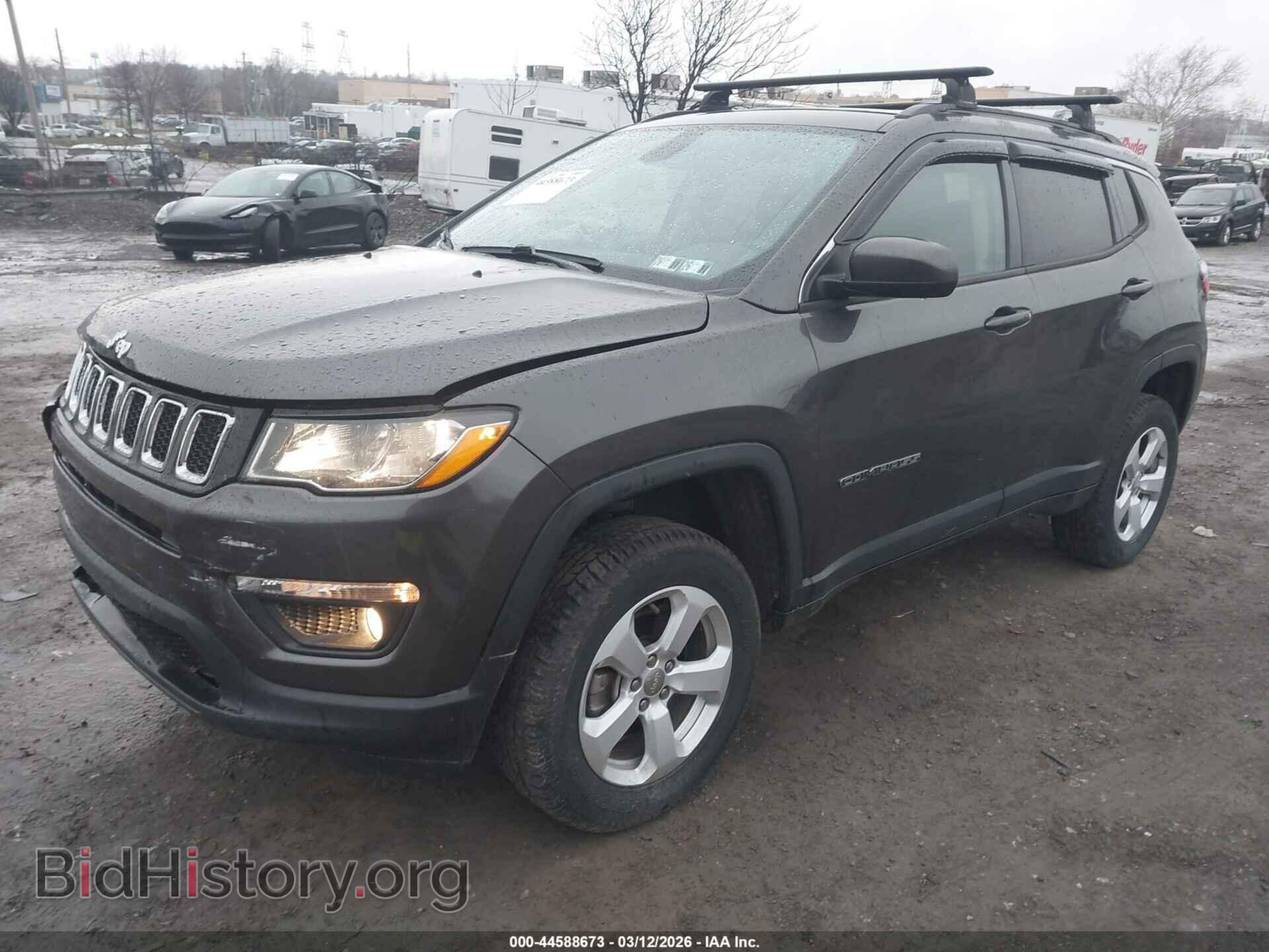 2018 JEEP COMPASS - VIN: 3C4NJDBB4JT455530 - Фото 2