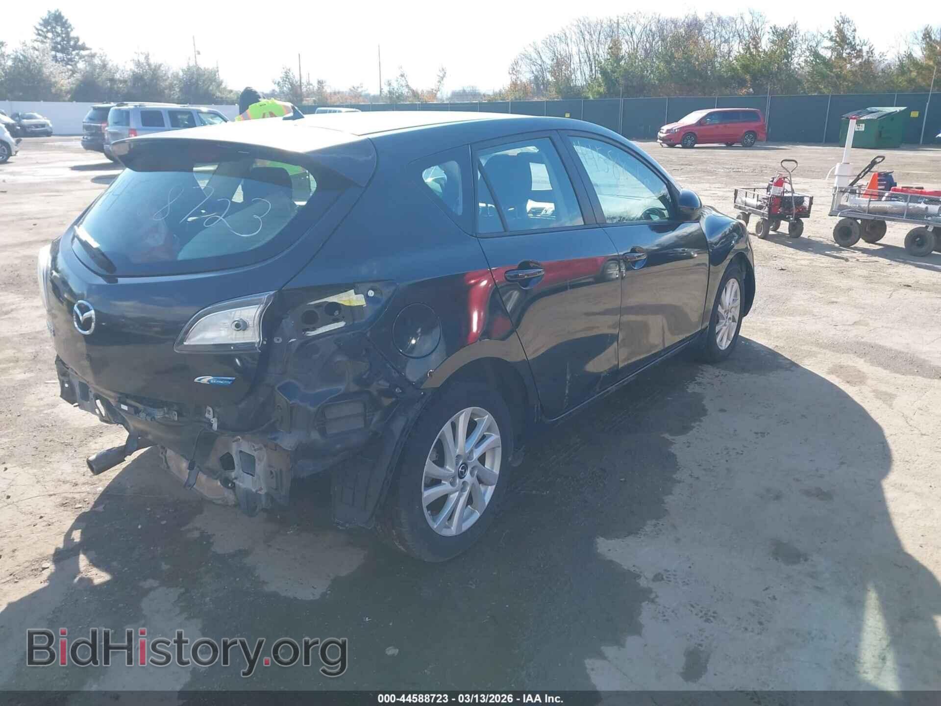 2013 MAZDA MAZDA3 - VIN: JM1BL1LP8D1817473 - Фото 4