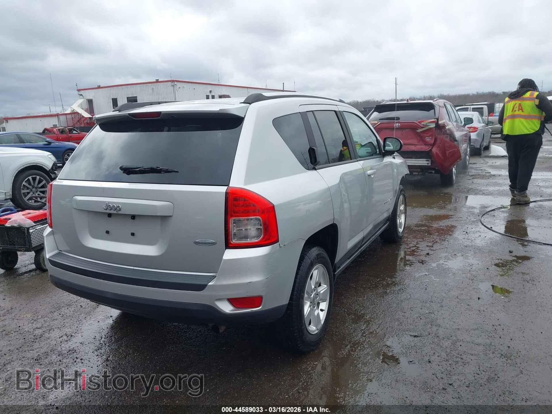 2013 JEEP COMPASS - VIN: 1C4NJCEA5DD187434 - Photo 4