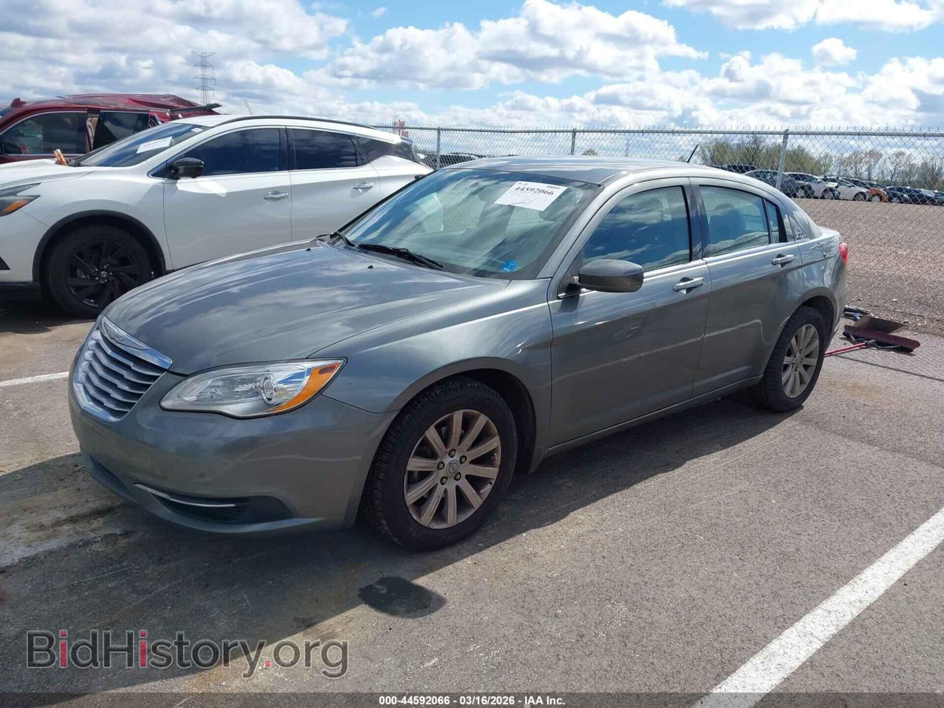 2012 CHRYSLER 200 - VIN: 1C3CCBBB3CN283908 - Photo 2