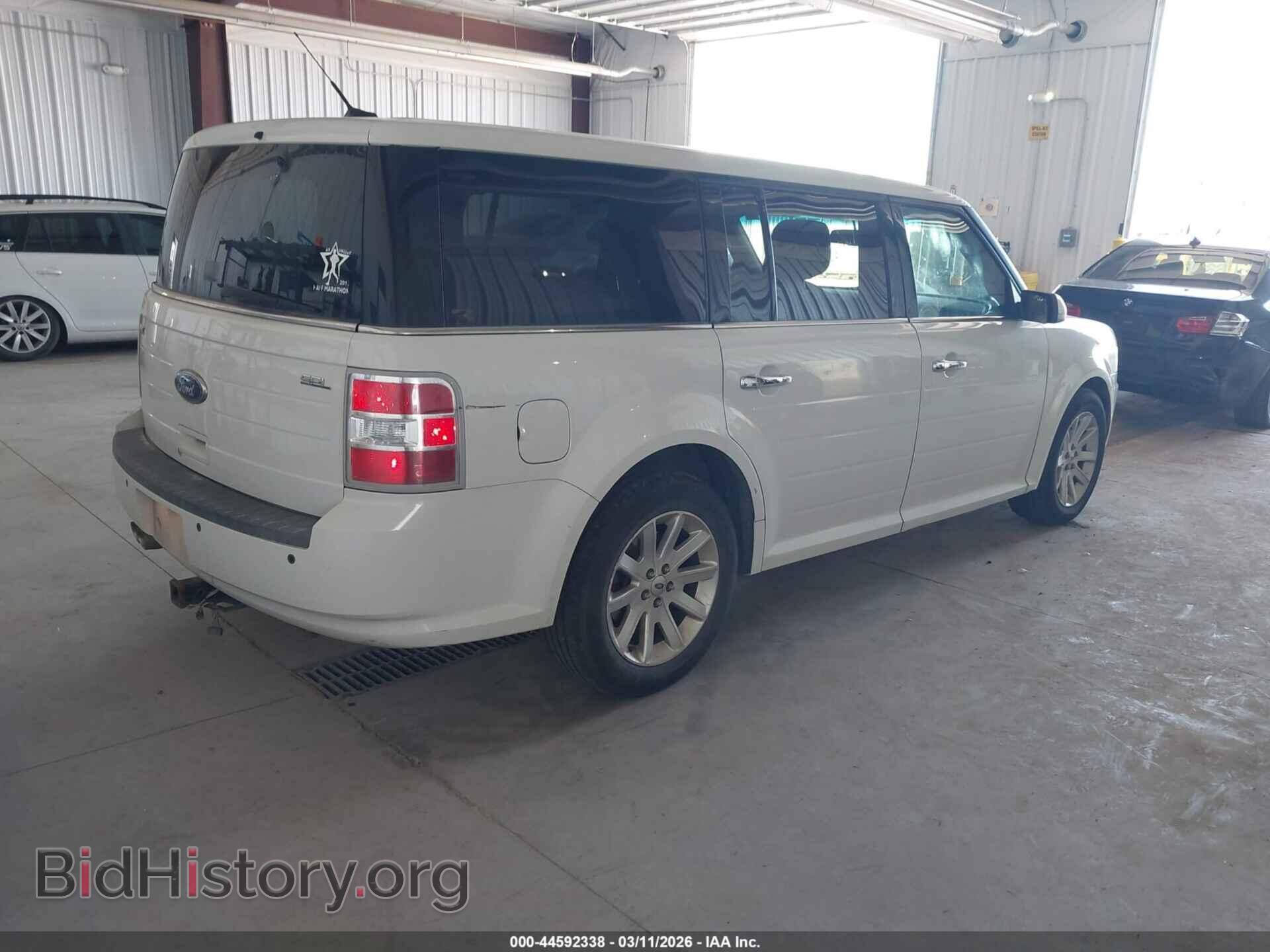 2011 FORD FLEX - VIN: 2FMGK5CC4BBD28238 - Photo 4