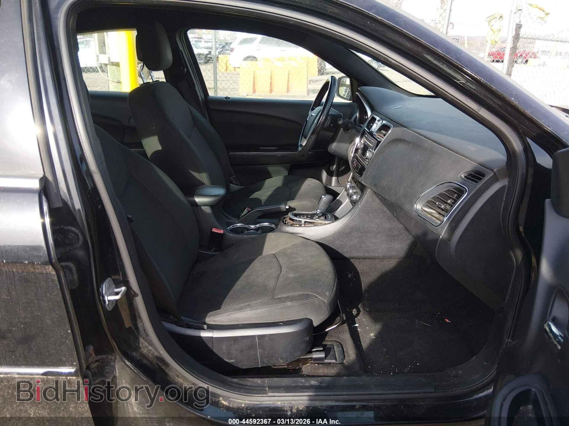 2011 CHRYSLER 200 - VIN: 1C3BC1FG8BN552818 - Фото 5