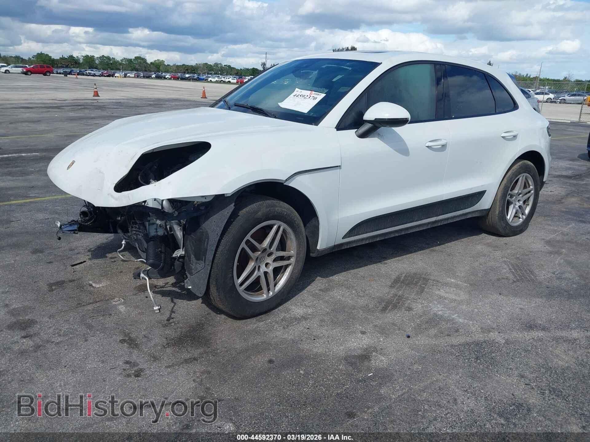2019 PORSCHE MACAN - VIN: WP1AA2A52KLB04206 - Photo 2
