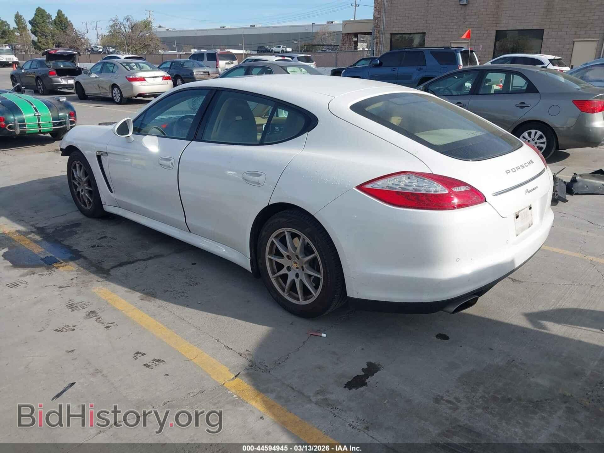 2011 PORSCHE PANAMERA - VIN: WP0AA2A77BL015301 - Photo 3