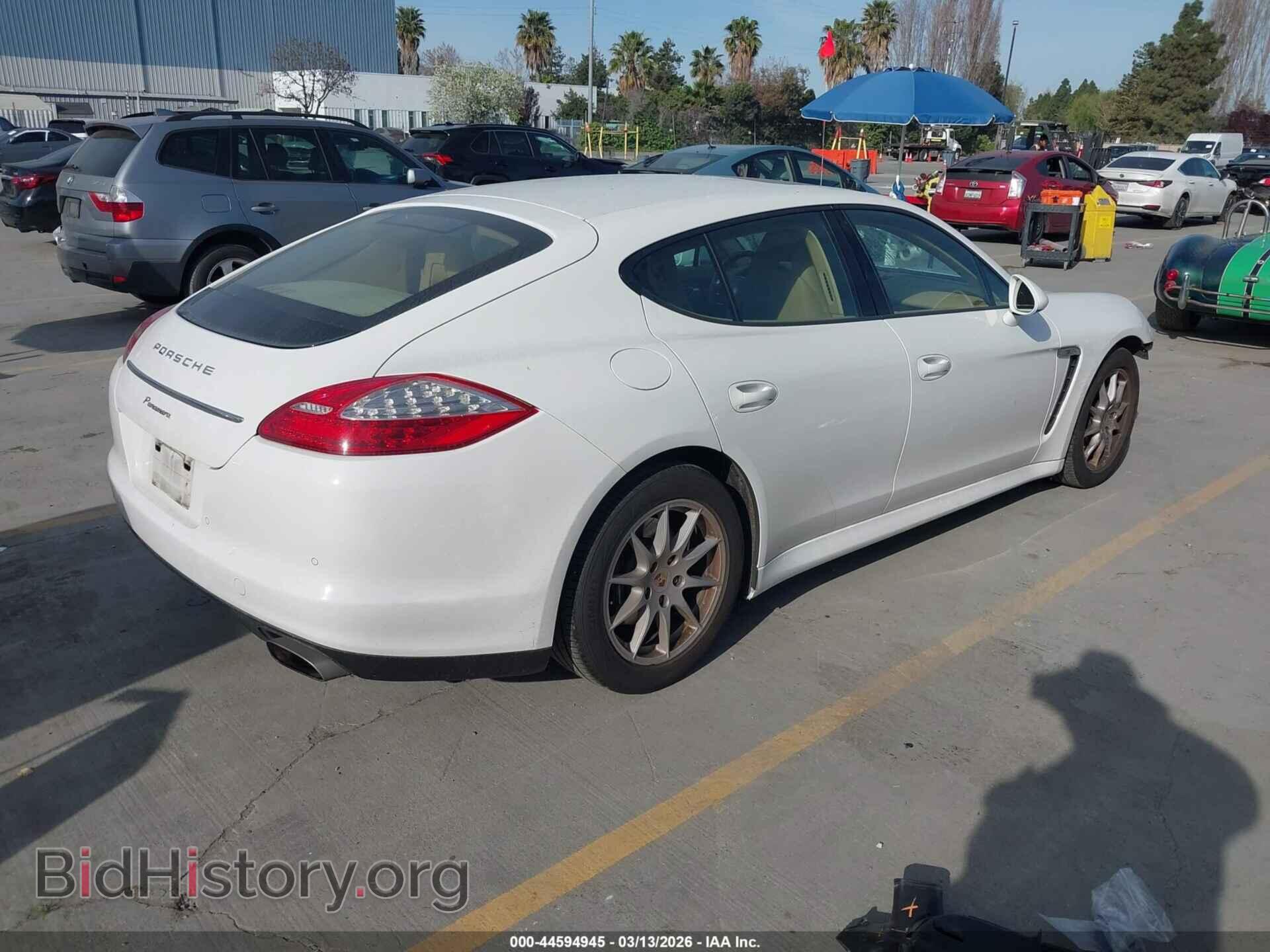 2011 PORSCHE PANAMERA - VIN: WP0AA2A77BL015301 - Photo 4