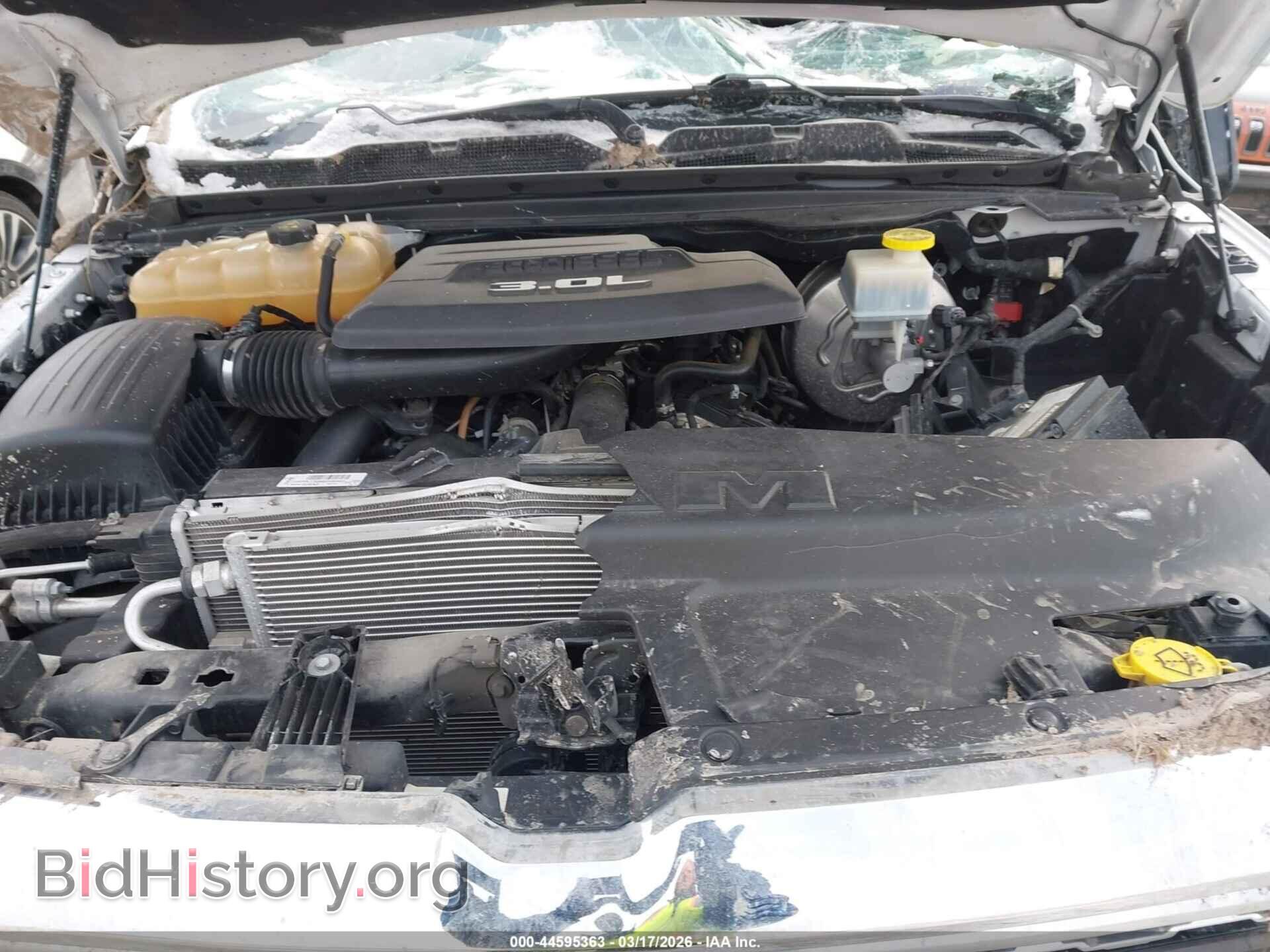 2020 RAM 1500 - VIN: 1C6SRFHM5LN261423 - Фото 10
