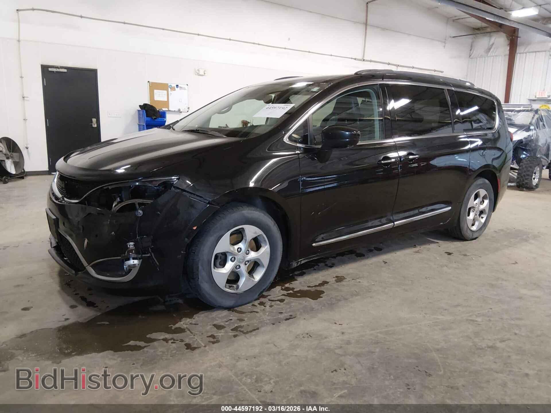 2017 CHRYSLER PACIFICA - VIN: 2C4RC1EG7HR684508 - Photo 2