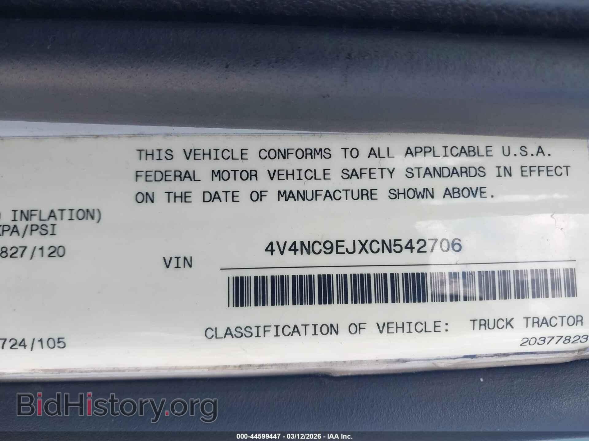 2012 VOLVO VN - VIN: 4V4NC9EJXCN542706 - Фото 8