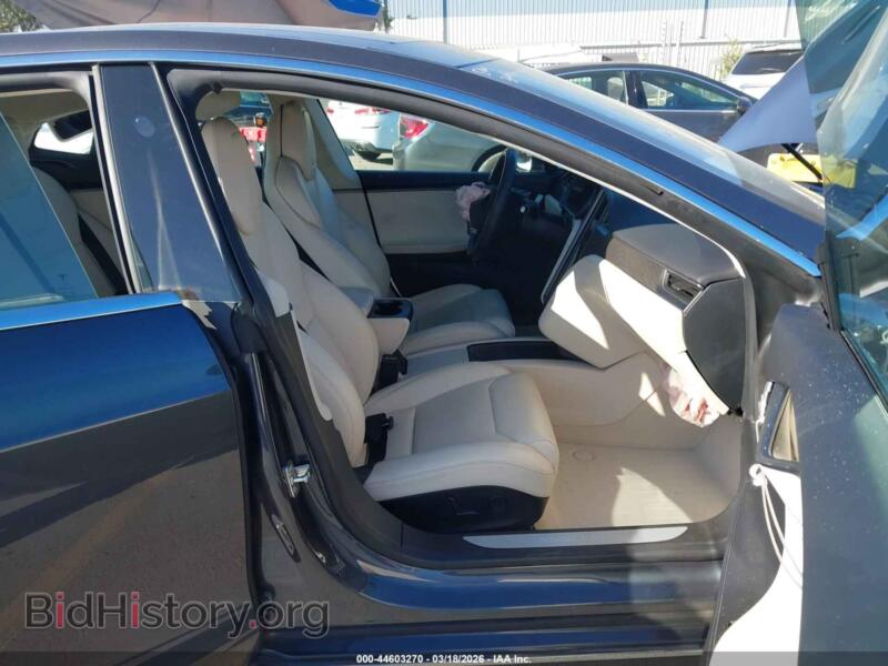 2018 Tesla MODEL S (VIN 5YJSA1E28JF274765) — photo 5 of 18