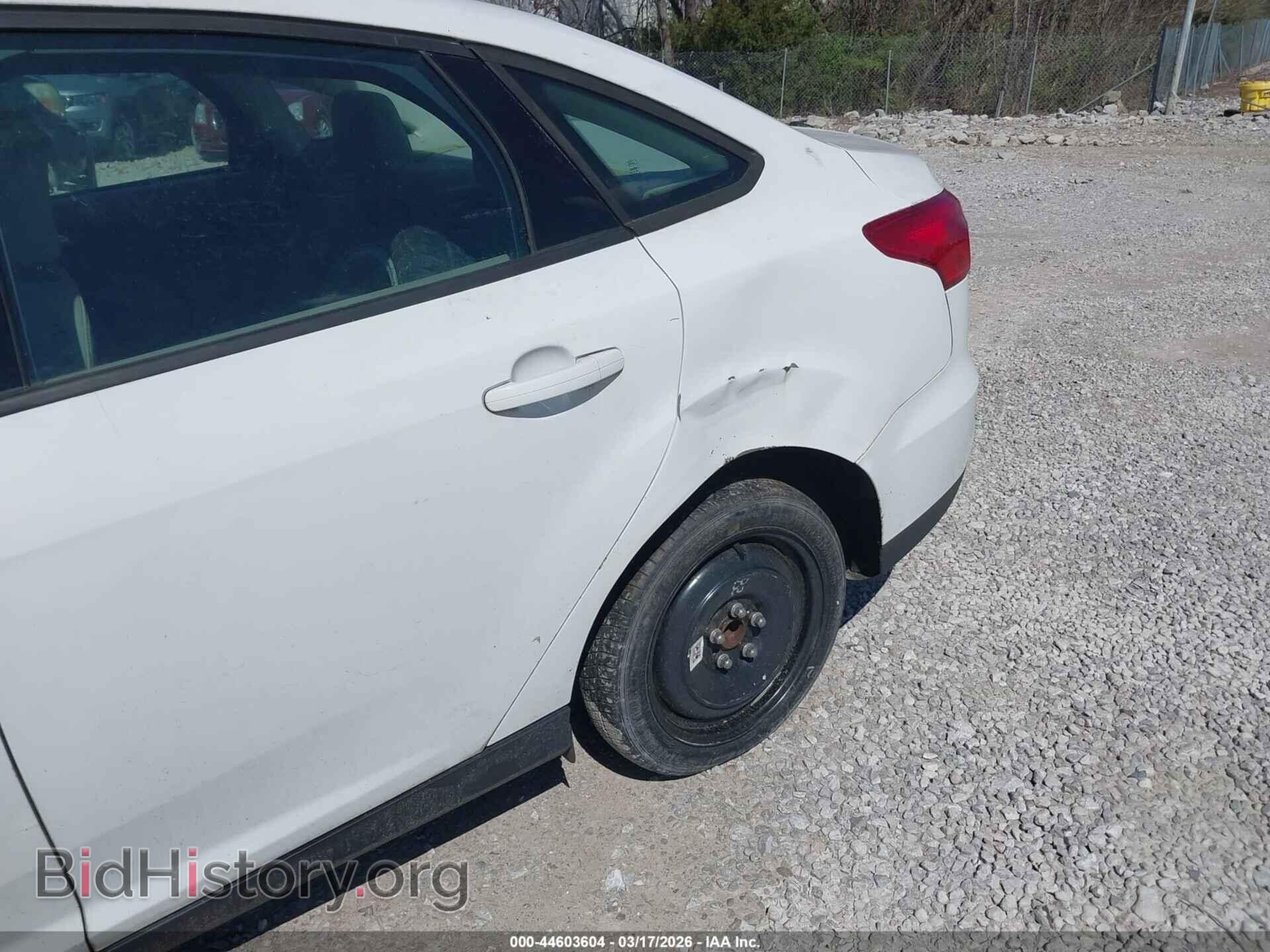 2016 FORD FOCUS - VIN: 1FADP3F22GL272197 - Фото 6