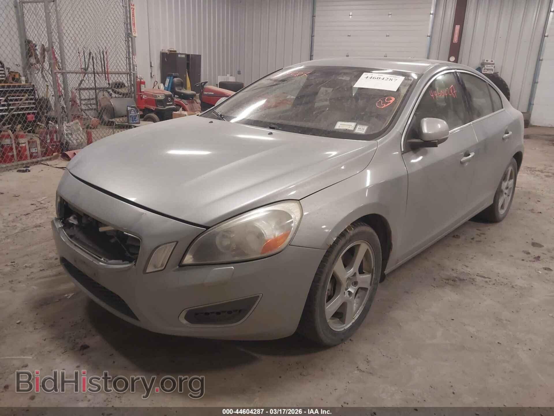 2013 VOLVO S60 - VIN: YV1612FH5D2187403 - Фото 2