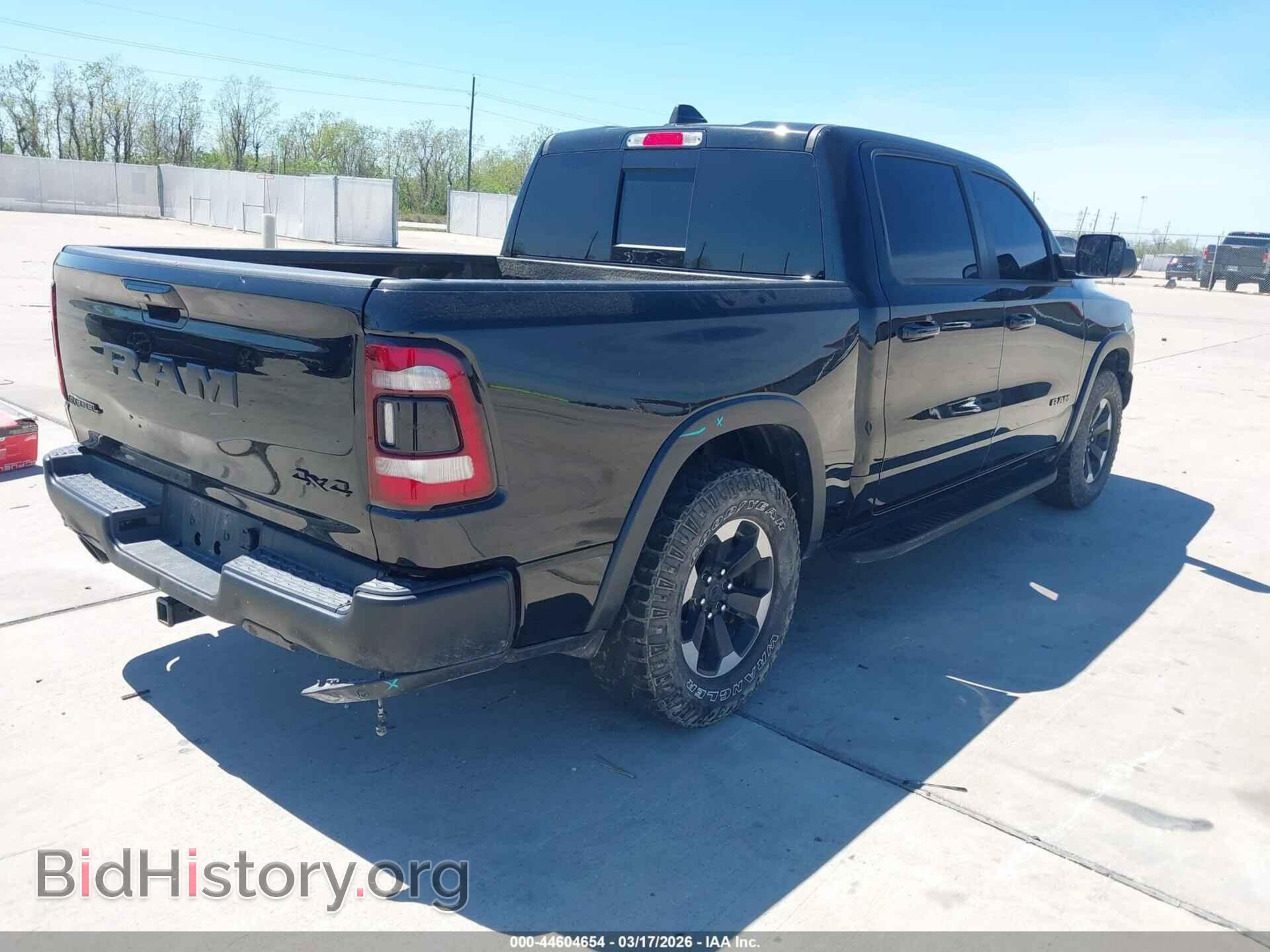 2019 RAM 1500 - VIN: 1C6SRFLT1KN559500 - Фото 4