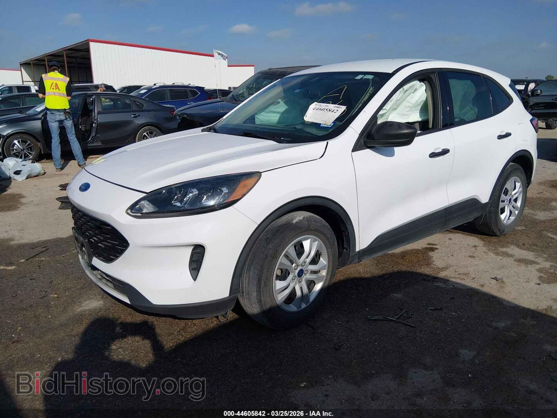 2020 FORD ESCAPE - VIN: 1FMCU0F63LUA31233 - Фото 2
