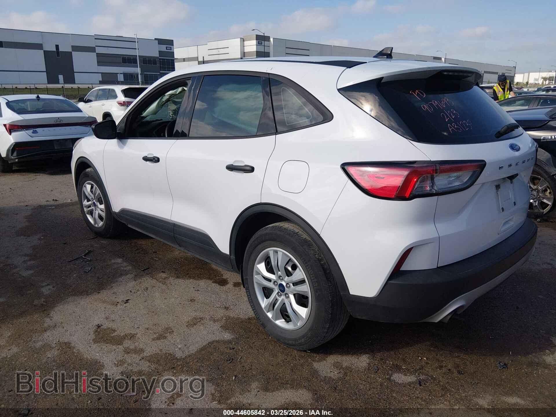 2020 FORD ESCAPE - VIN: 1FMCU0F63LUA31233 - Фото 3
