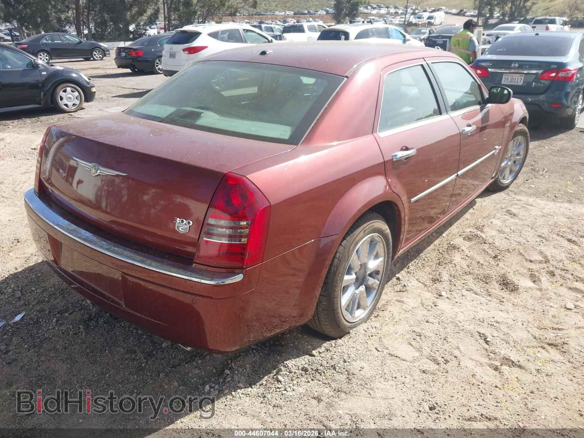 2007 CHRYSLER 300C - VIN: 2C3LA63H37H767205 - Фото 4