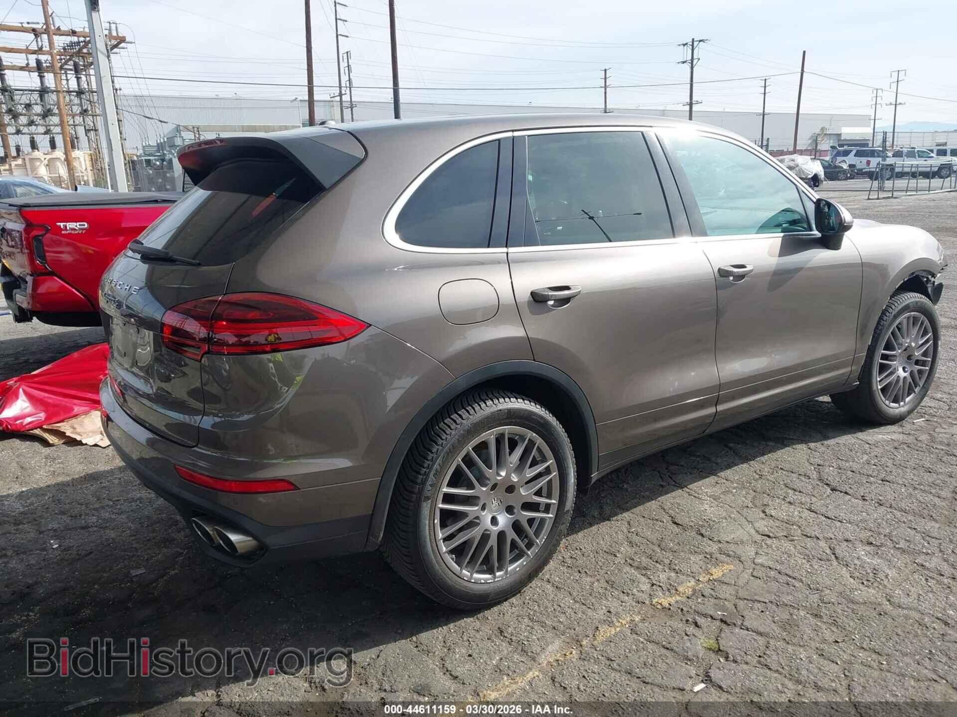 2016 PORSCHE CAYENNE - VIN: WP1AB2A27GLA93021 - Photo 4