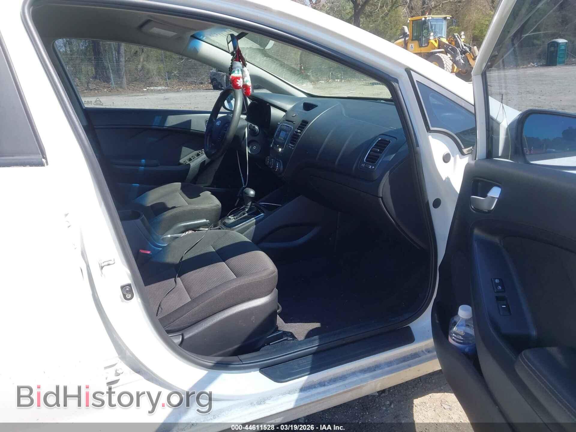 2017 KIA FORTE - VIN: 3KPFK4A77HE114748 - Фото 5