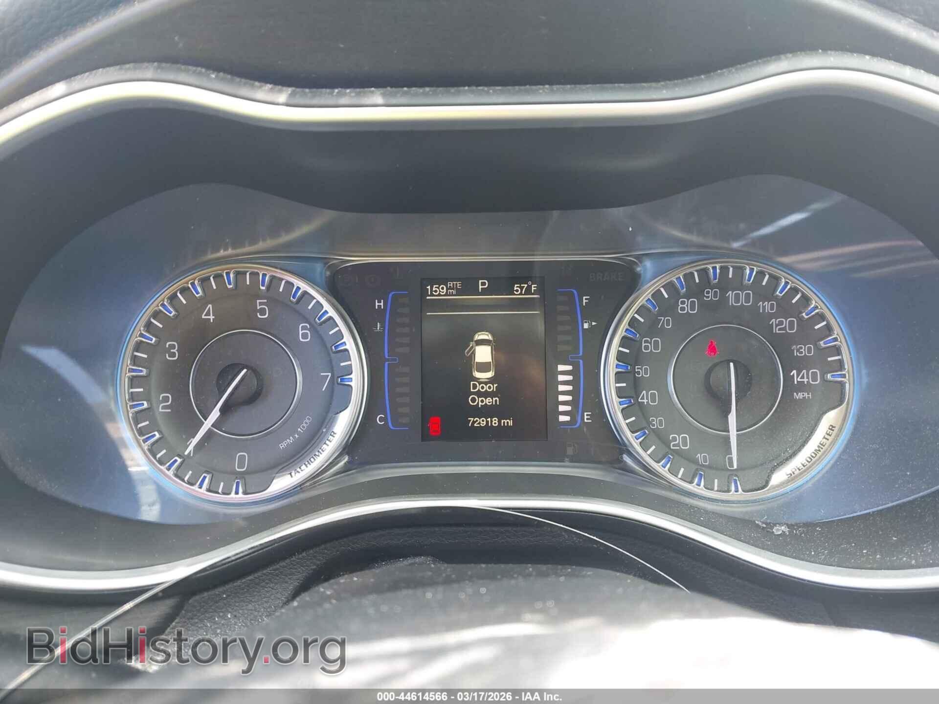 2017 CHRYSLER 200 - VIN: 1C3CCCFBXHN512477 - Фото 7