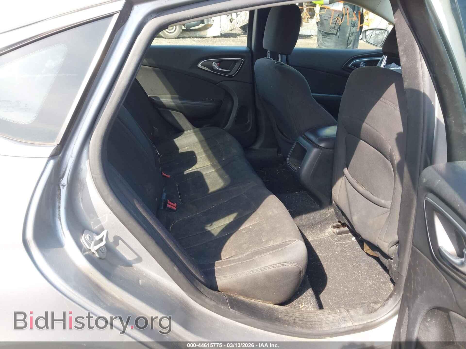 2015 CHRYSLER 200 - VIN: 1C3CCCAB4FN636992 - Фото 8